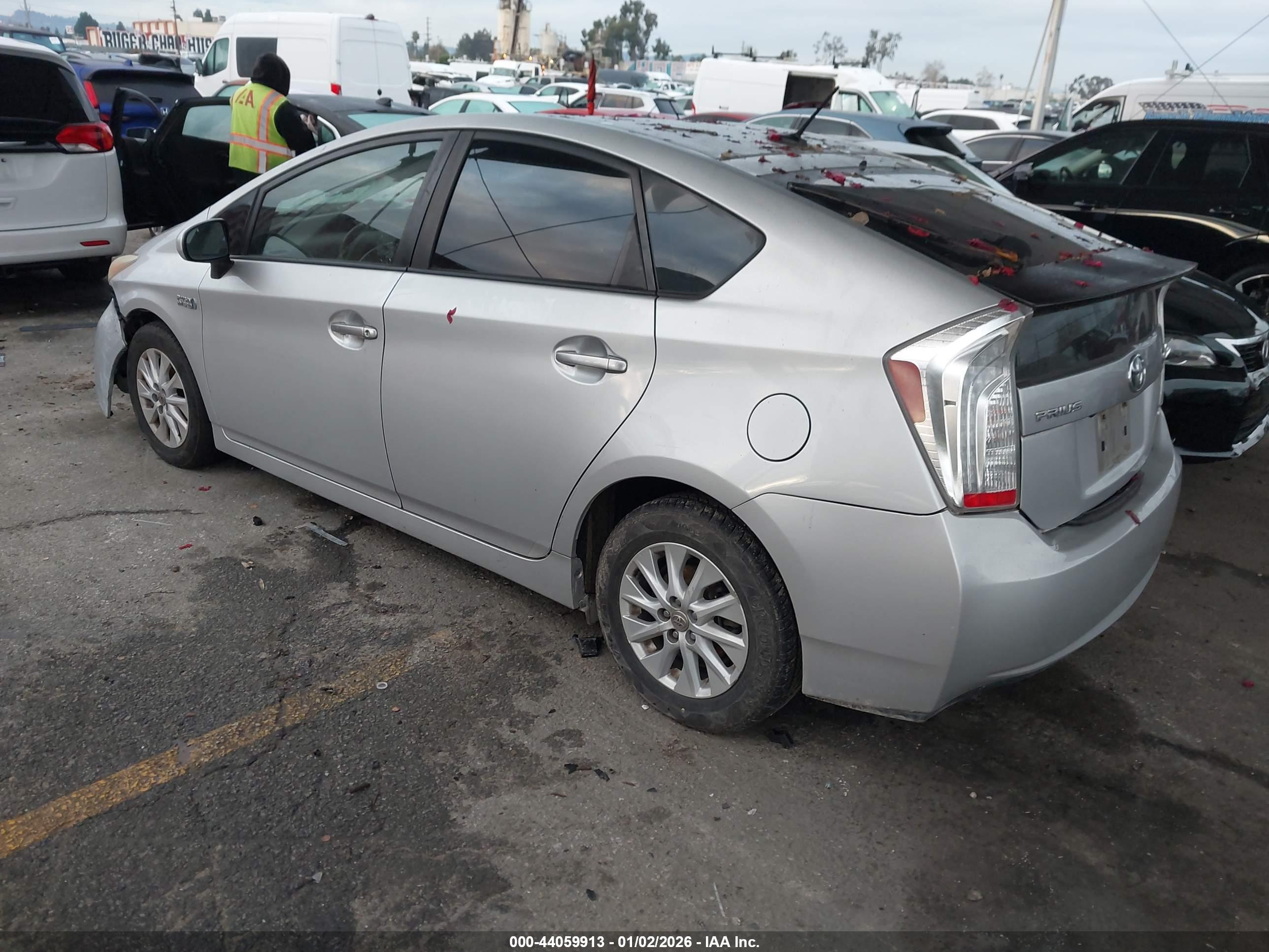 TOYOTA PRIUS image 3