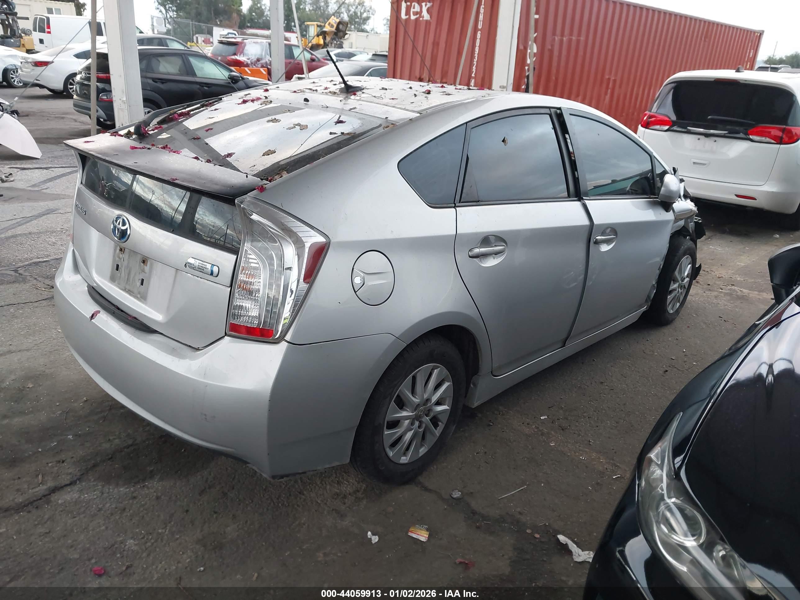 TOYOTA PRIUS image 4