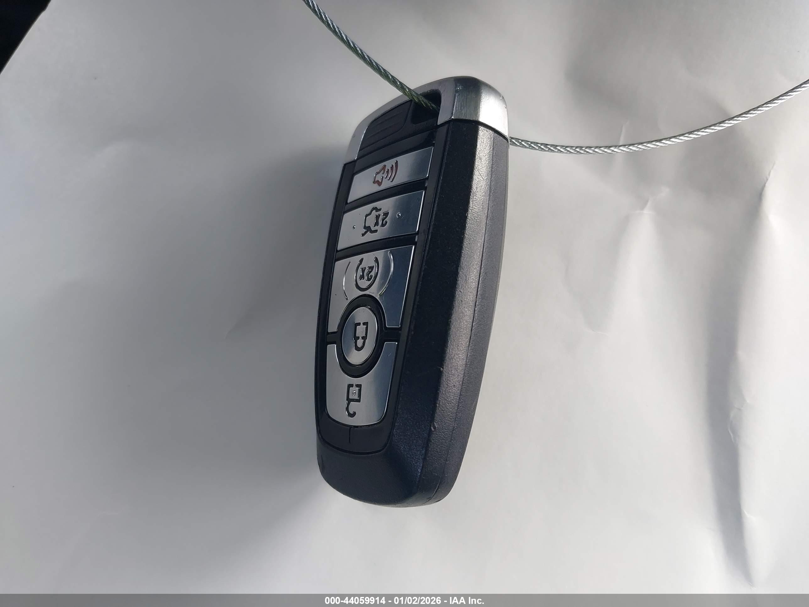 FORD EXPLORER image 11