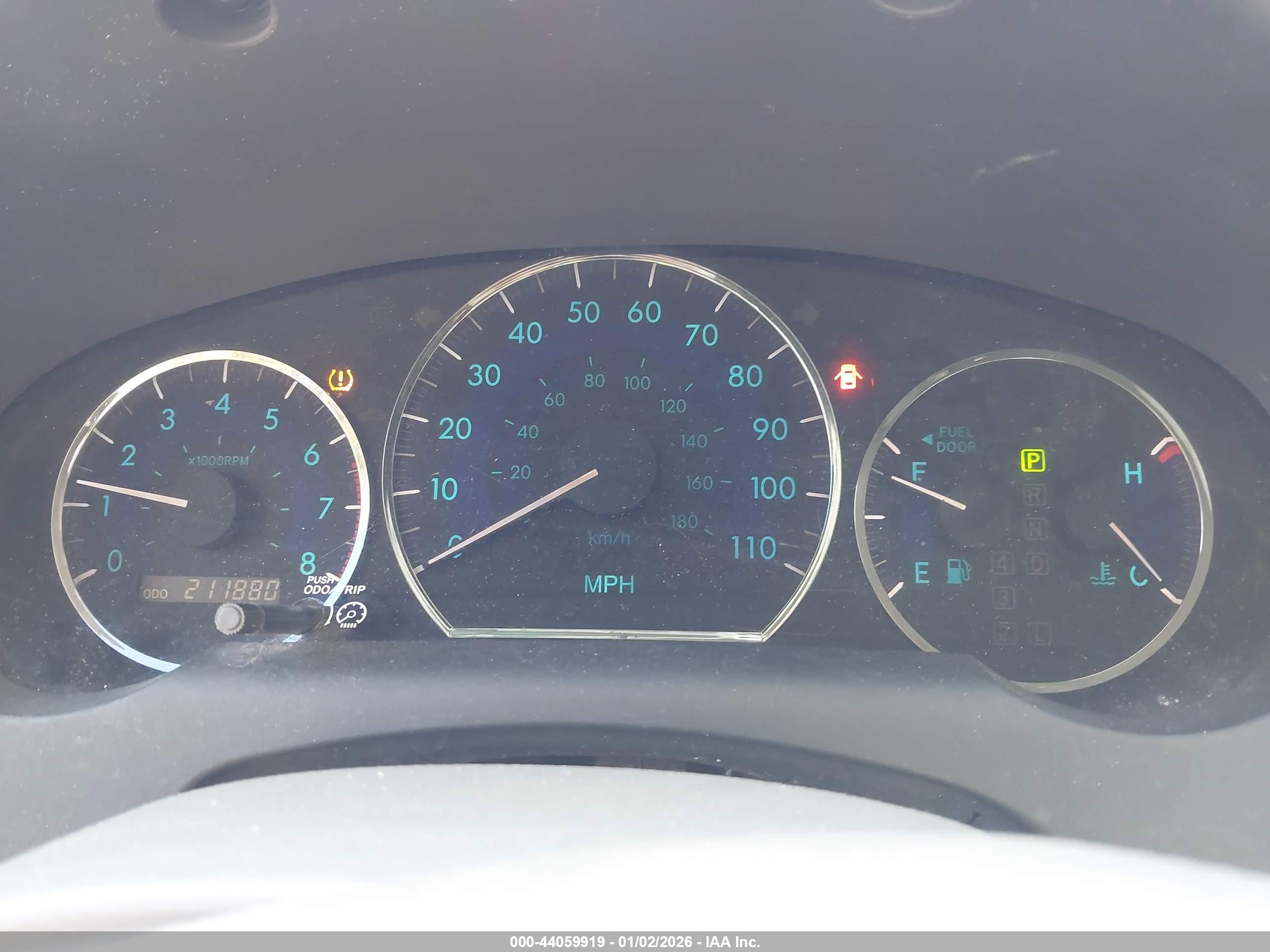 TOYOTA SIENNA image 7