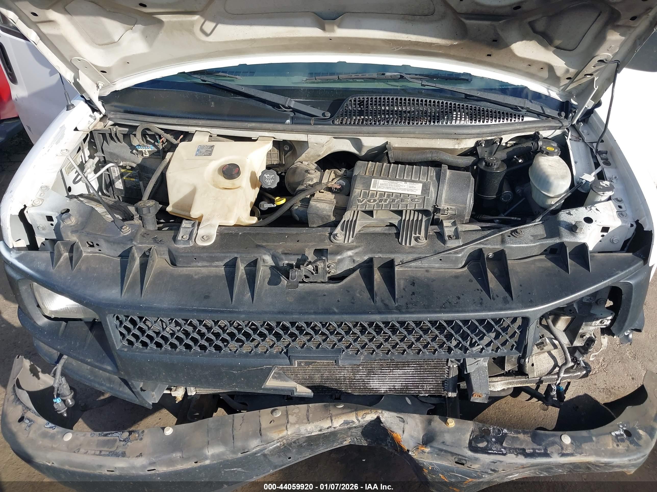 CHEVROLET EXPRESS image 10