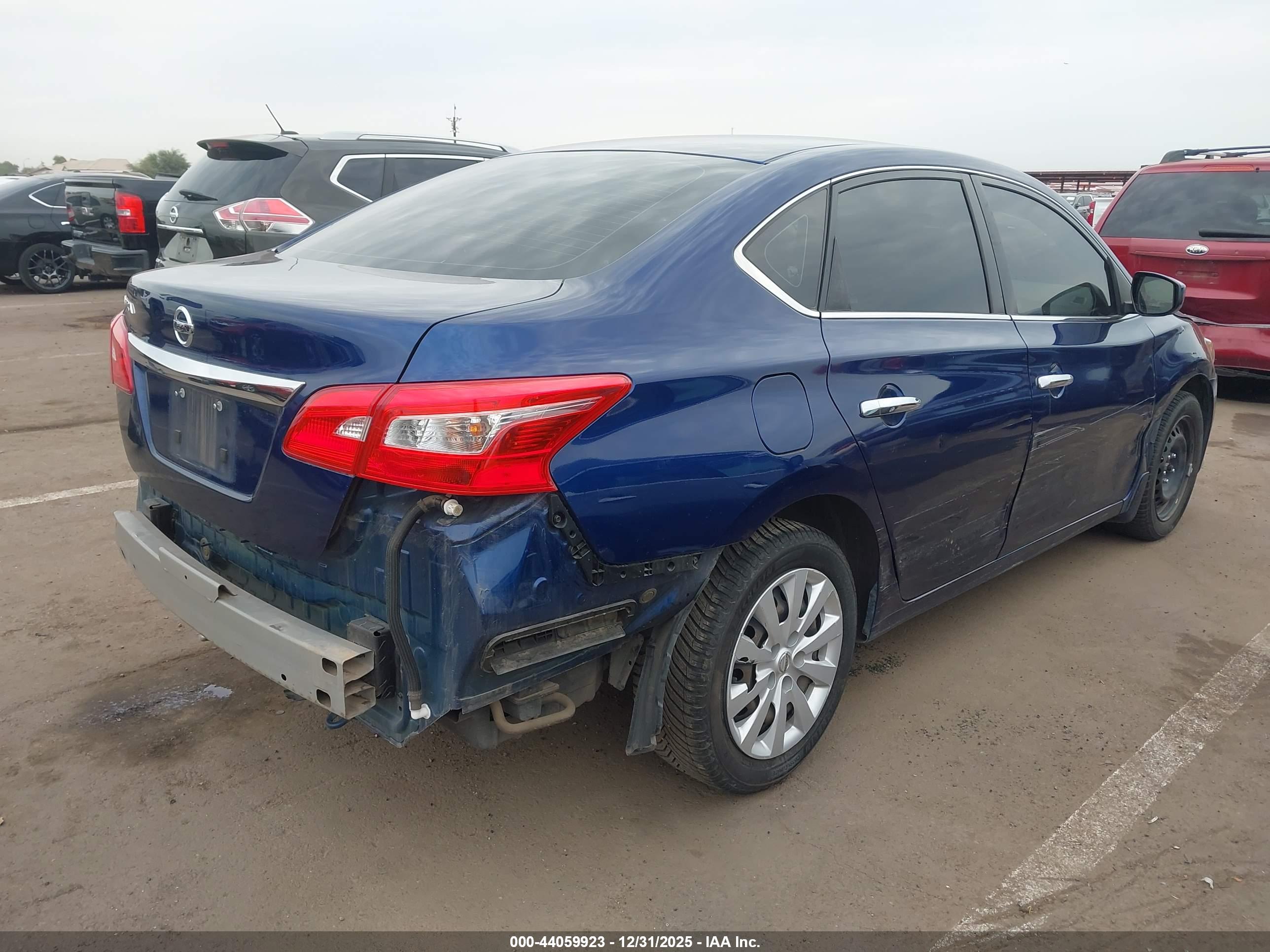 NISSAN SENTRA image 4