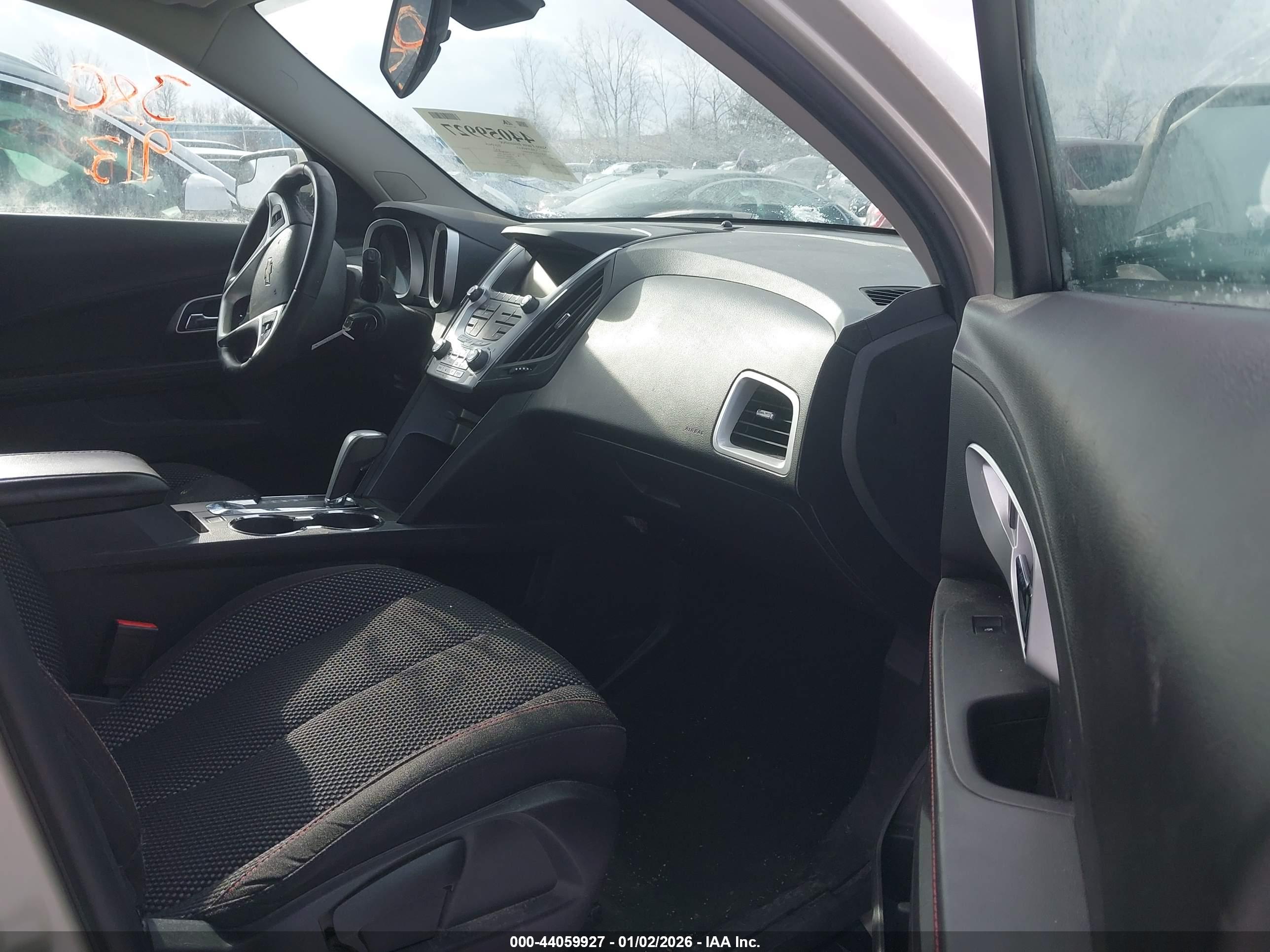 CHEVROLET EQUINOX image 5