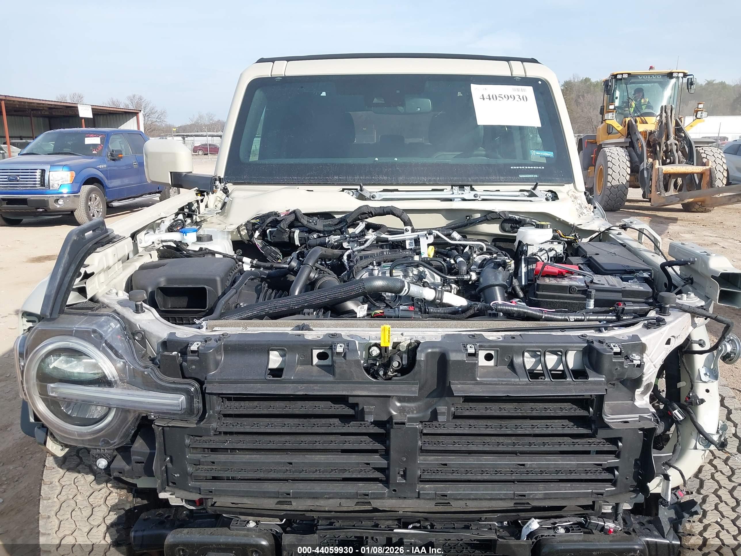 FORD BRONCO image 10