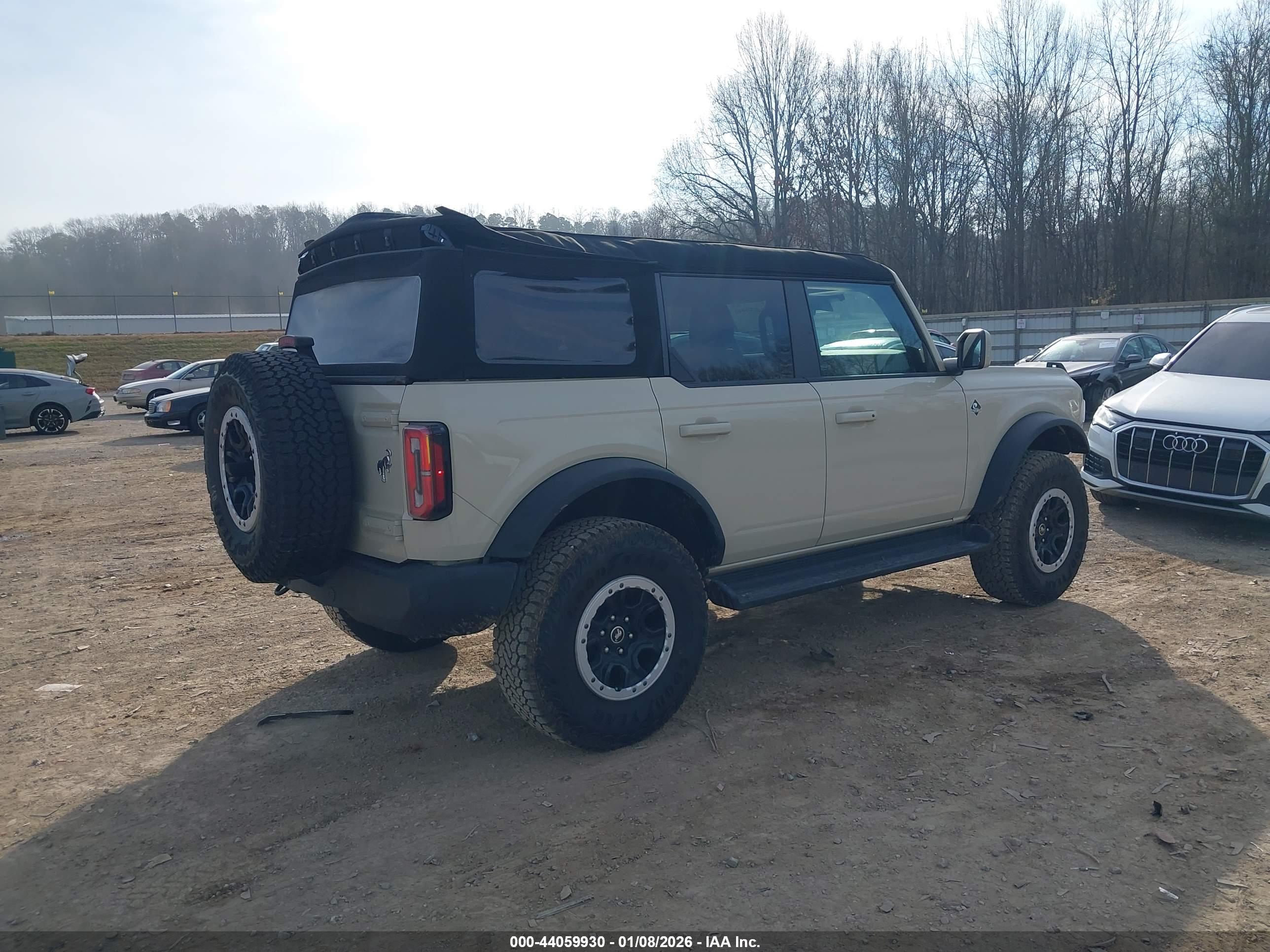 FORD BRONCO image 4