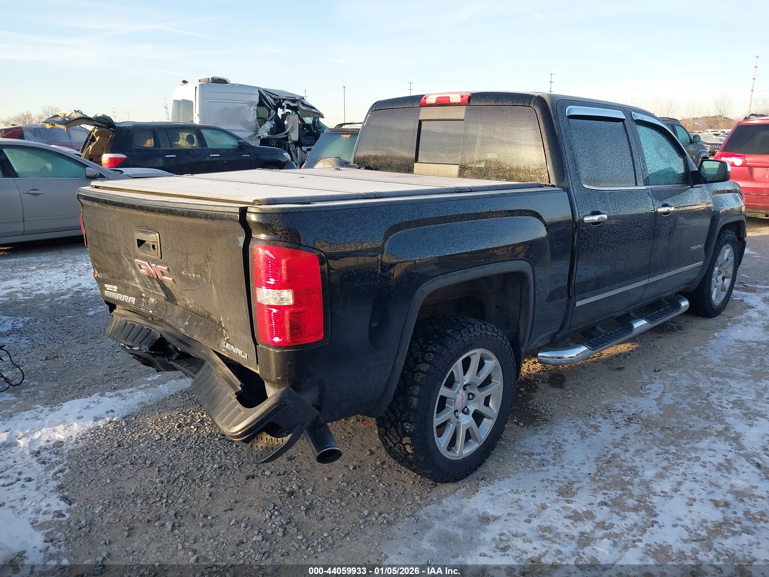 GMC SIERRA image 4