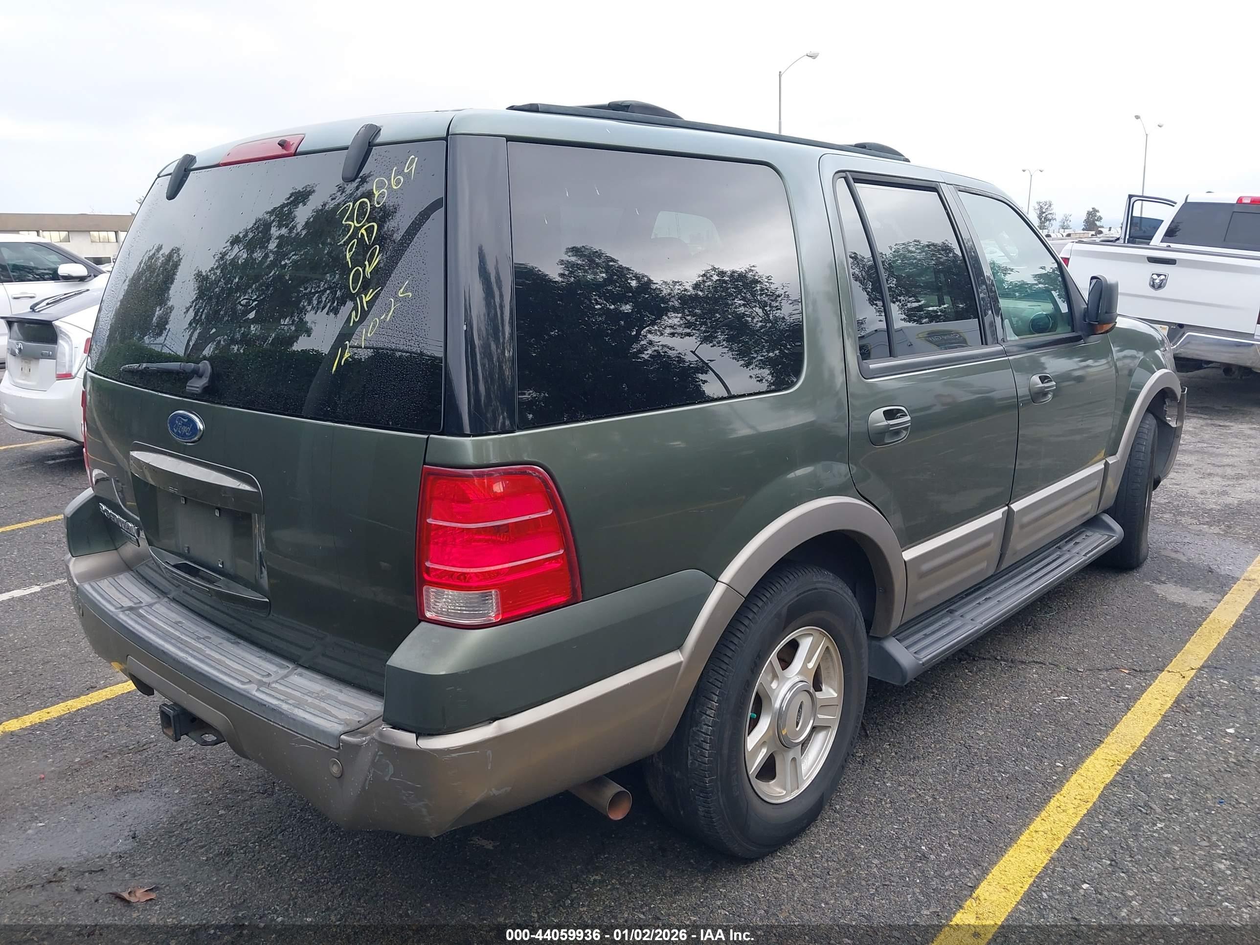 FORD EXPEDITION image 4