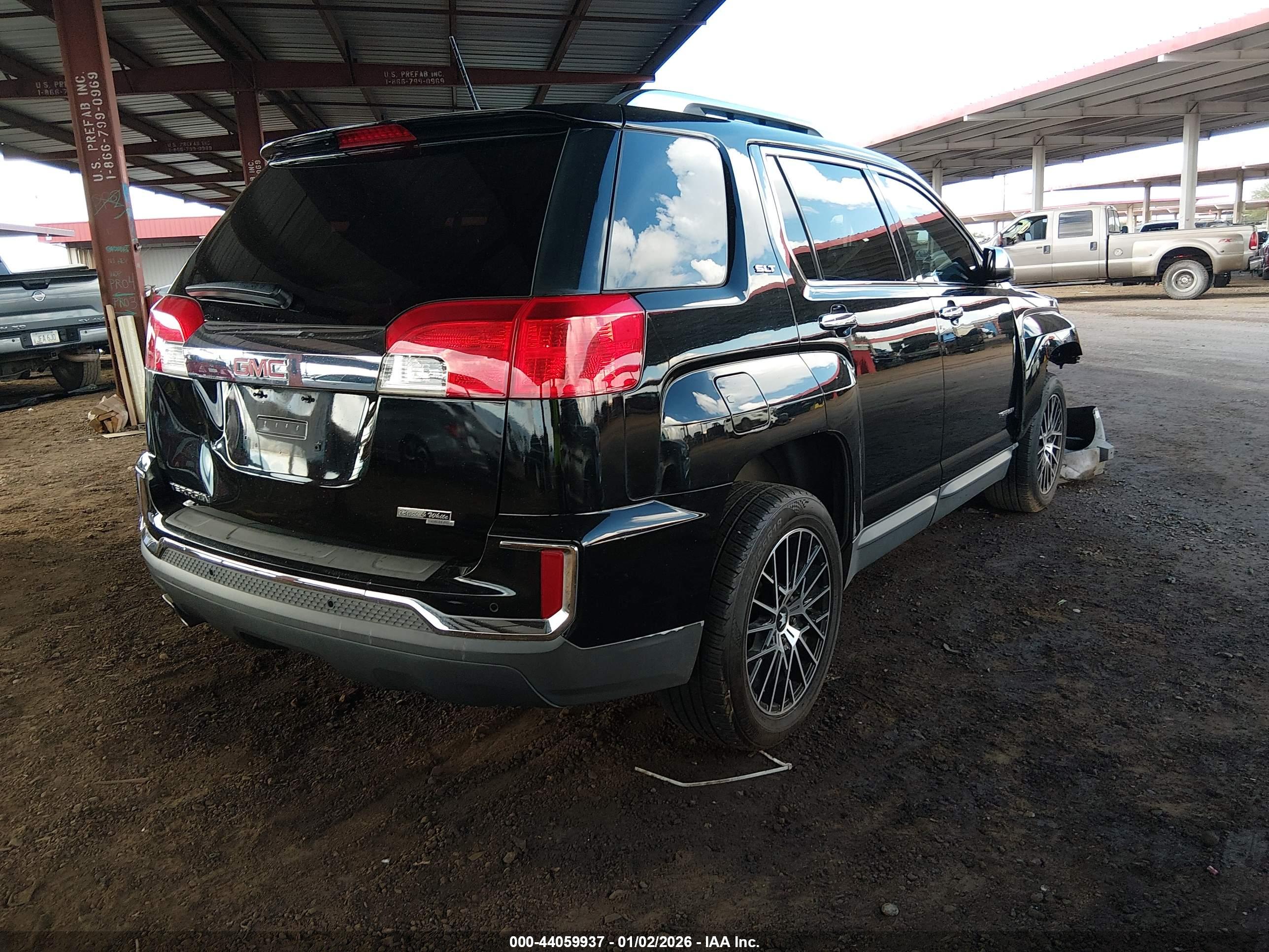 GMC TERRAIN image 4