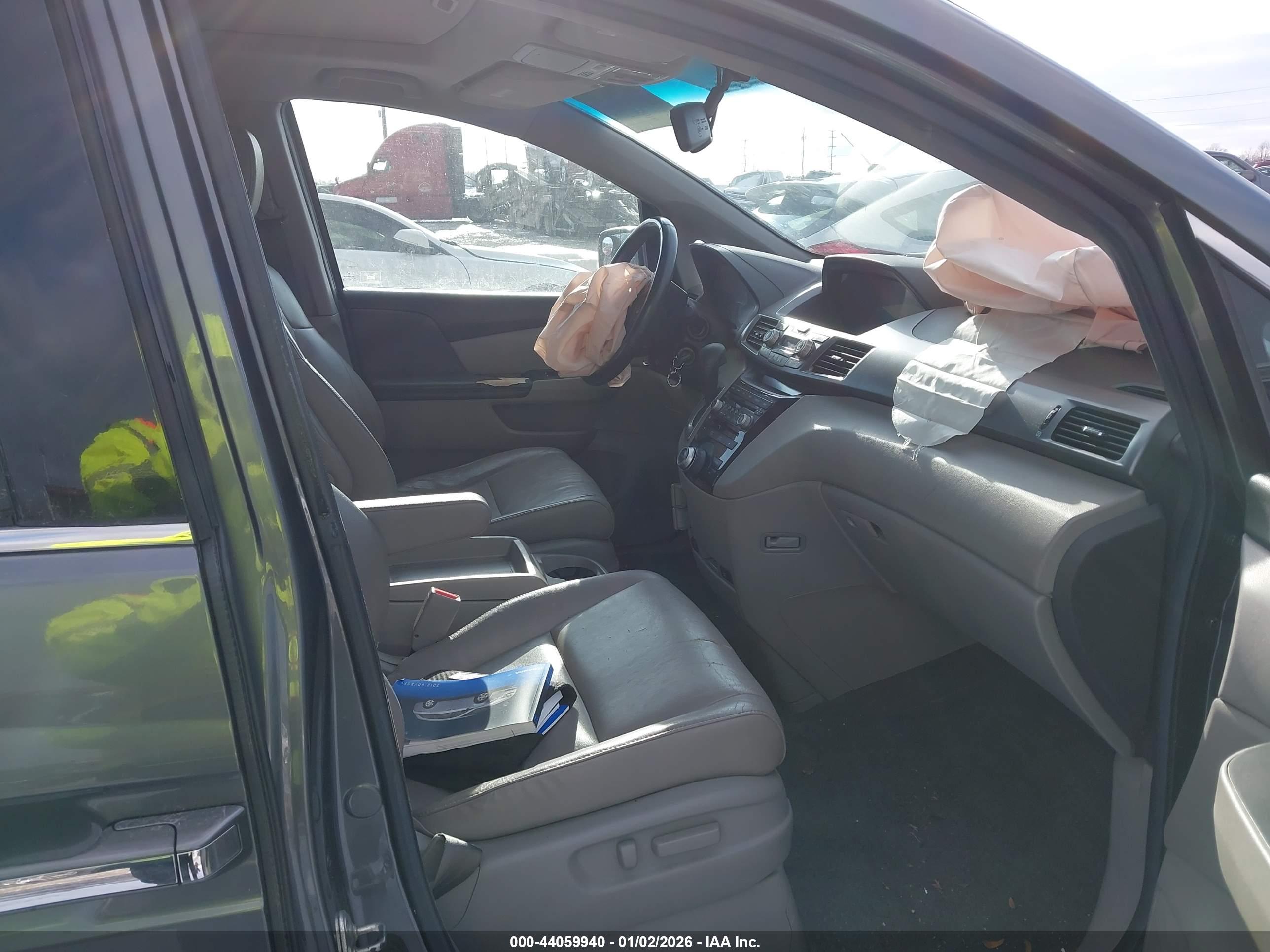 HONDA ODYSSEY image 5