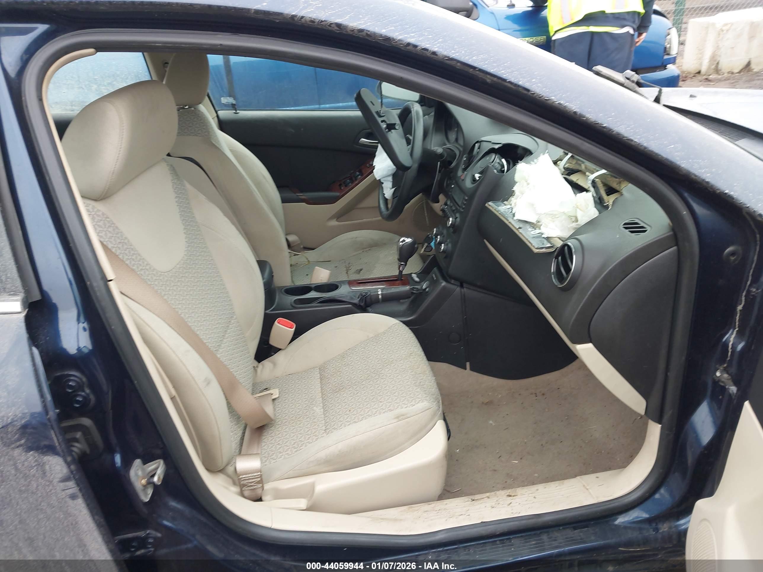 PONTIAC G6 image 5