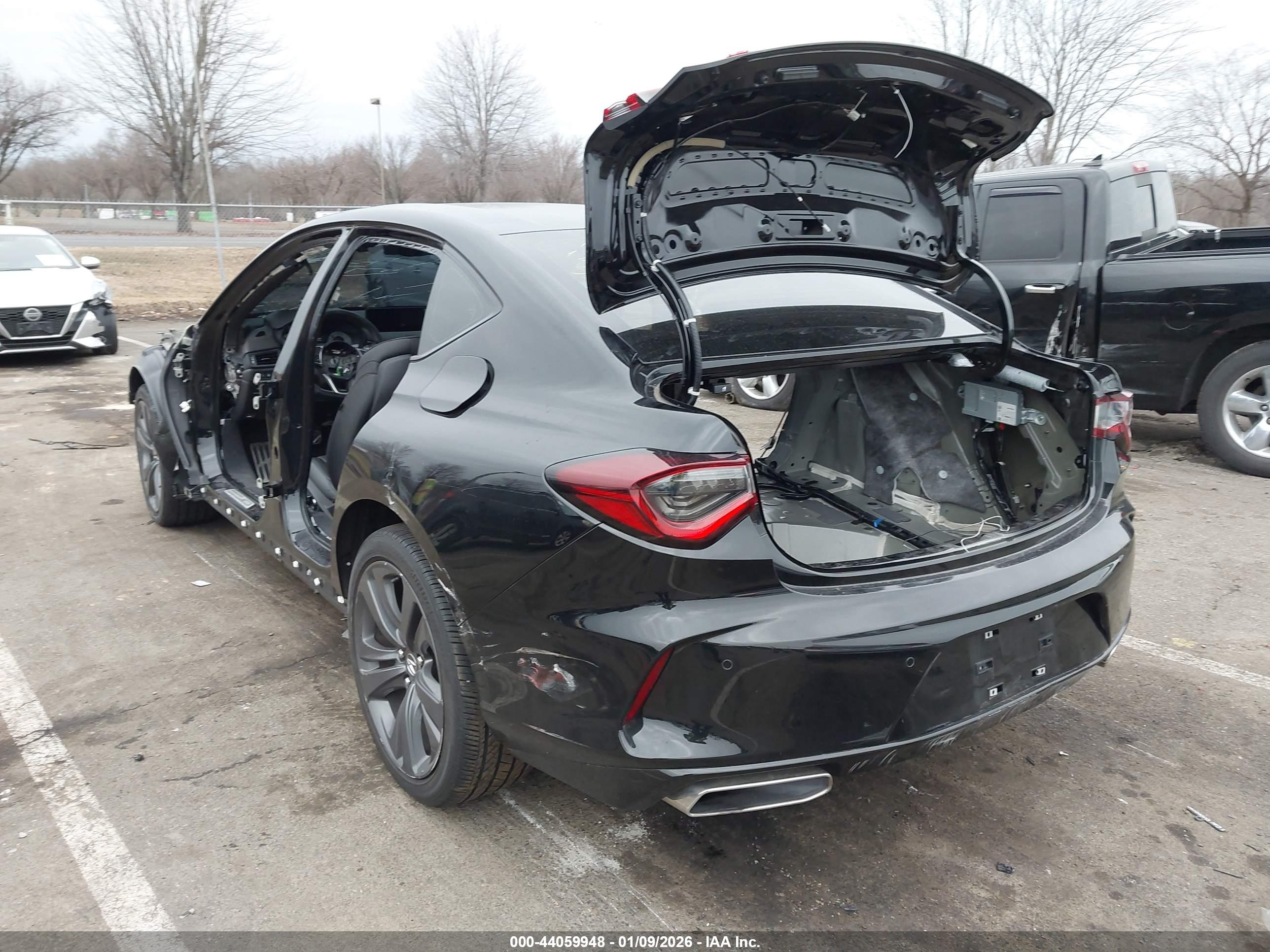 ACURA TLX image 3