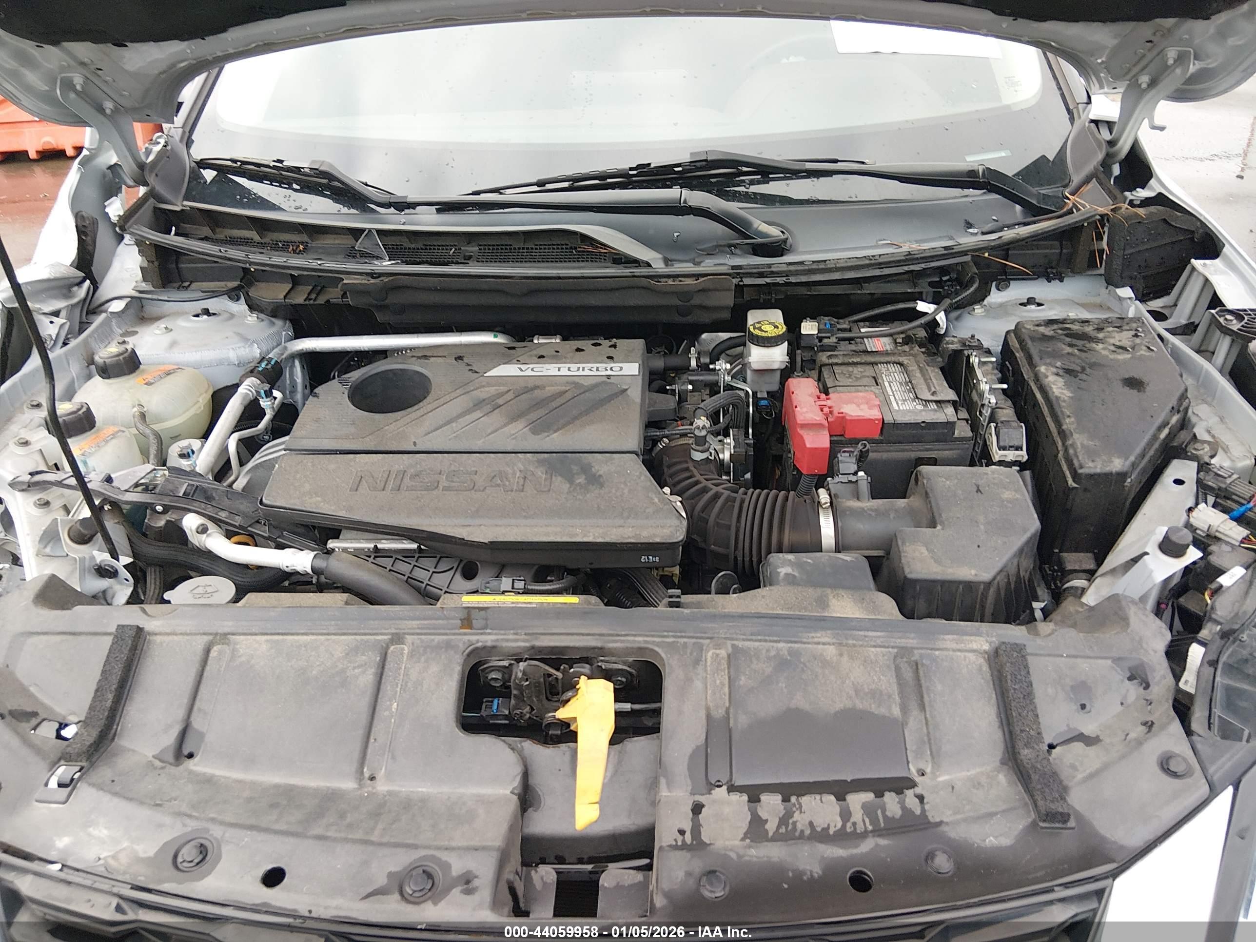 NISSAN ROGUE image 10