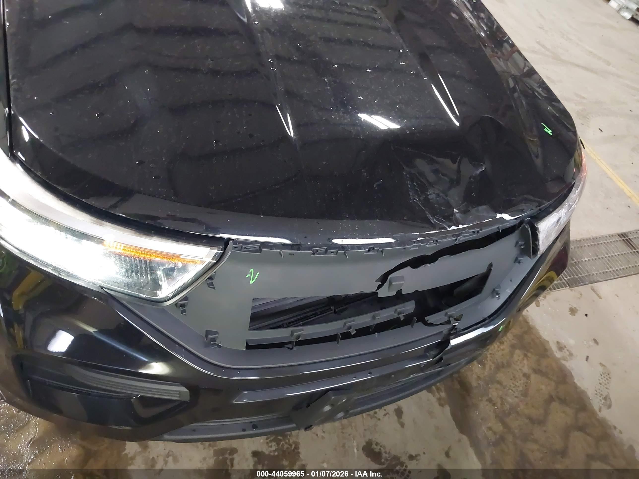 FORD EXPLORER image 6