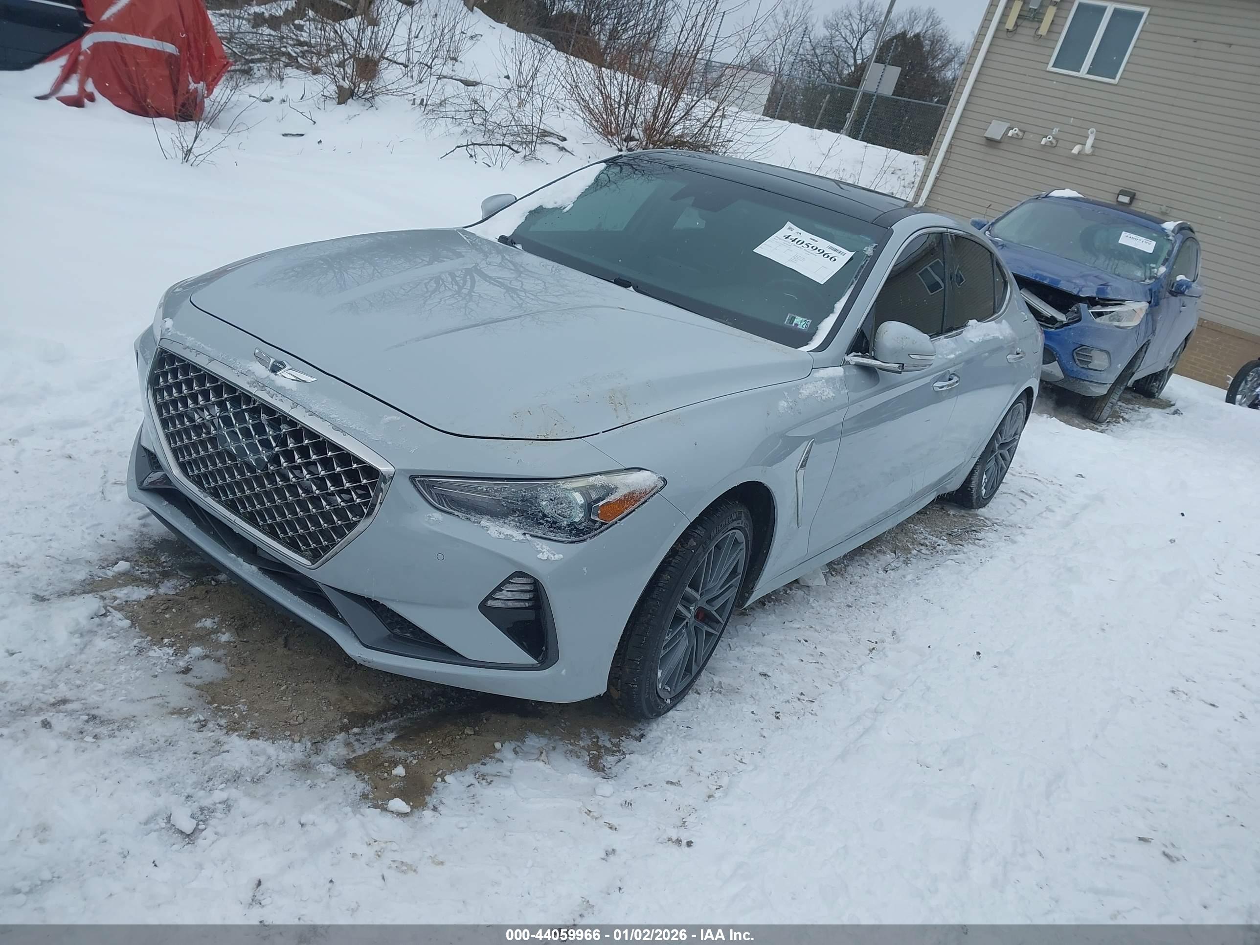 GENESIS G70 image 2