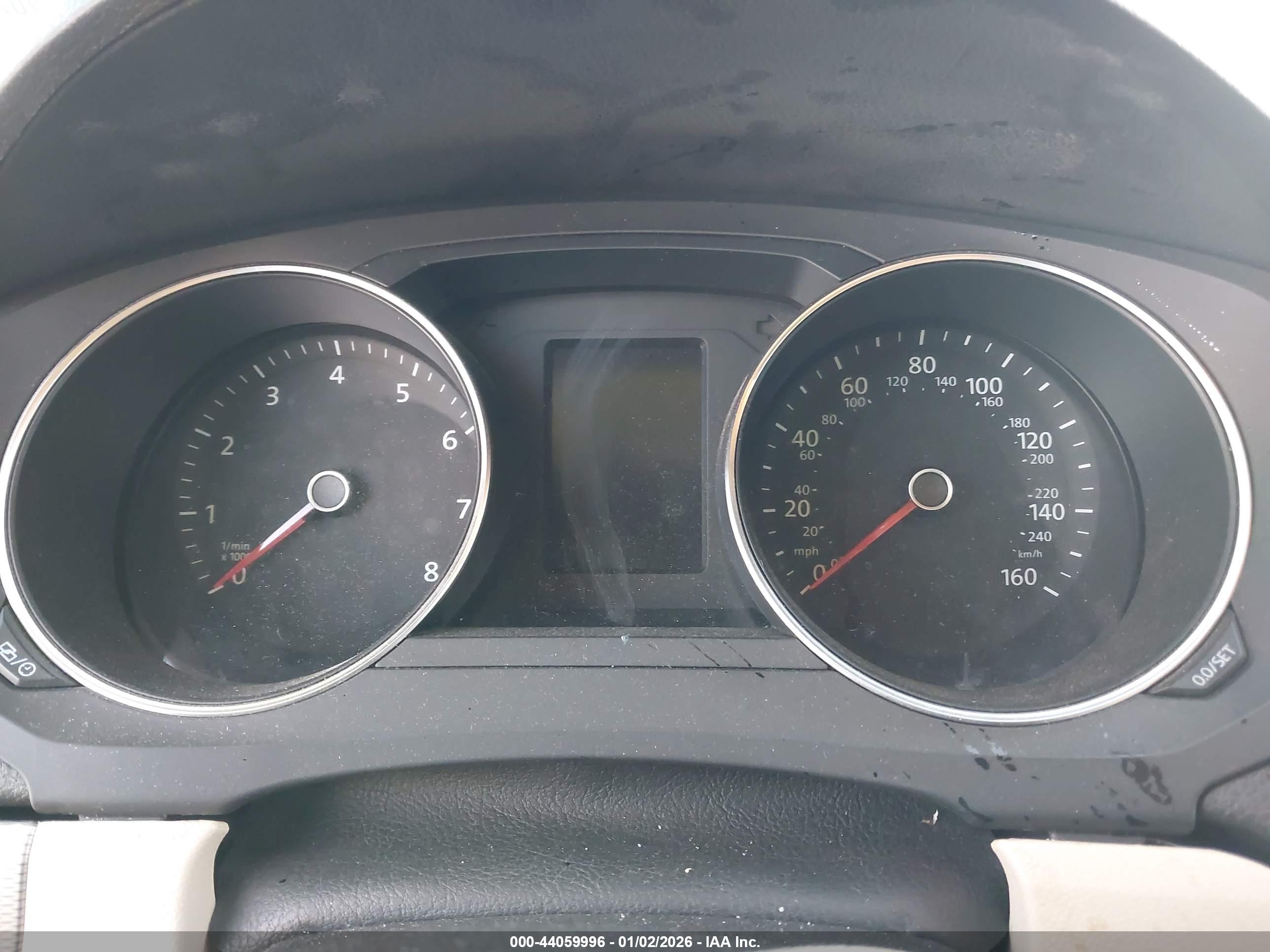VOLKSWAGEN JETTA image 7