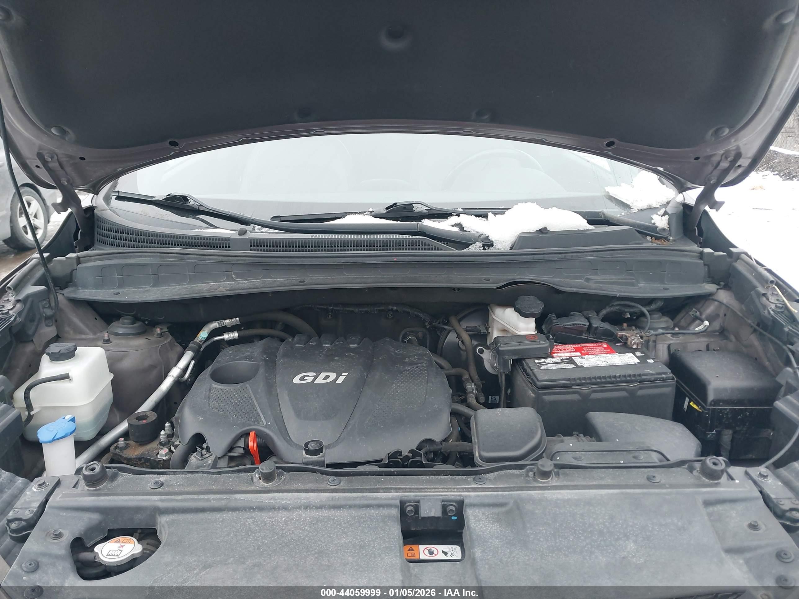 HYUNDAI TUCSON image 10