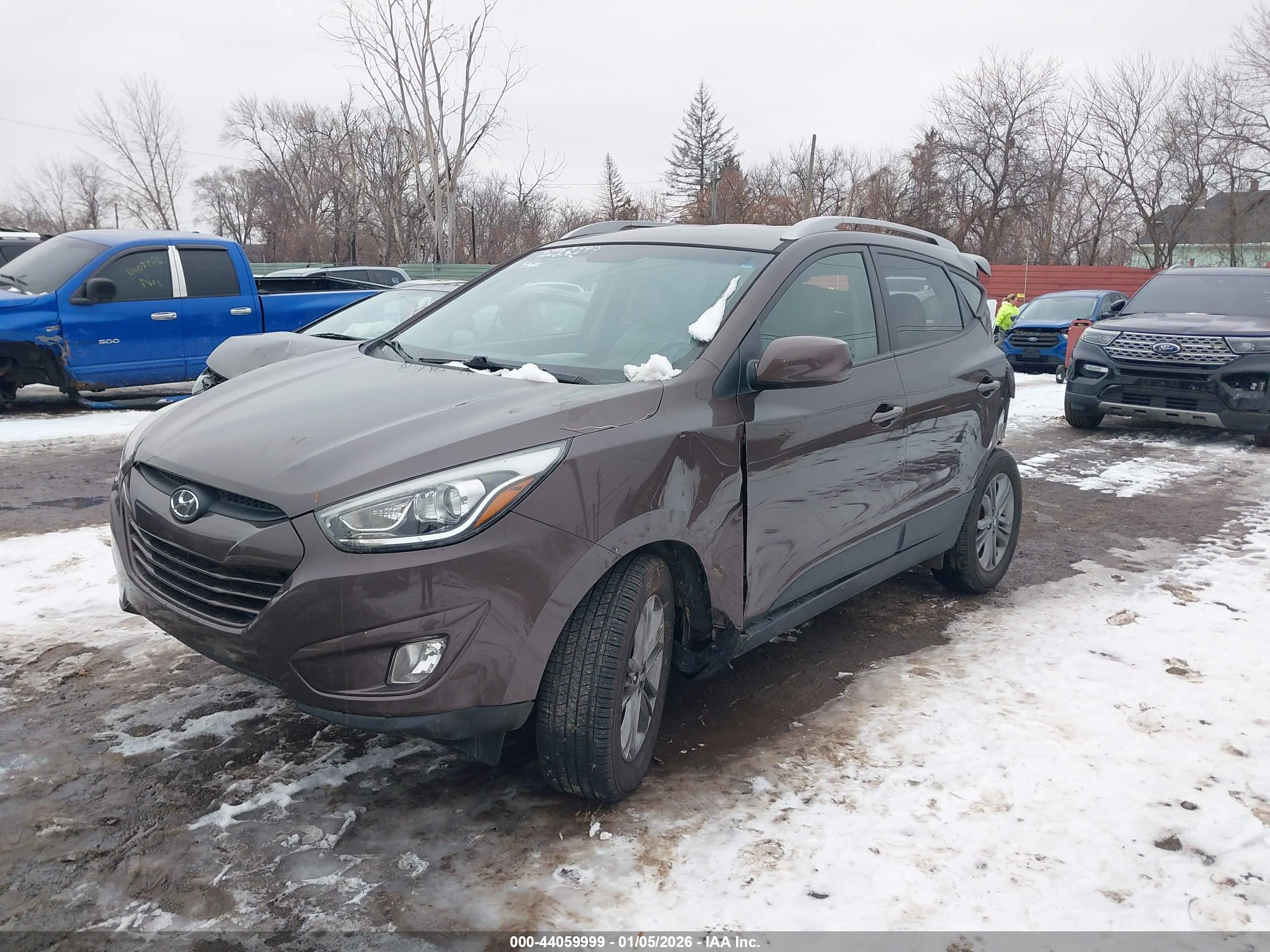 HYUNDAI TUCSON image 2