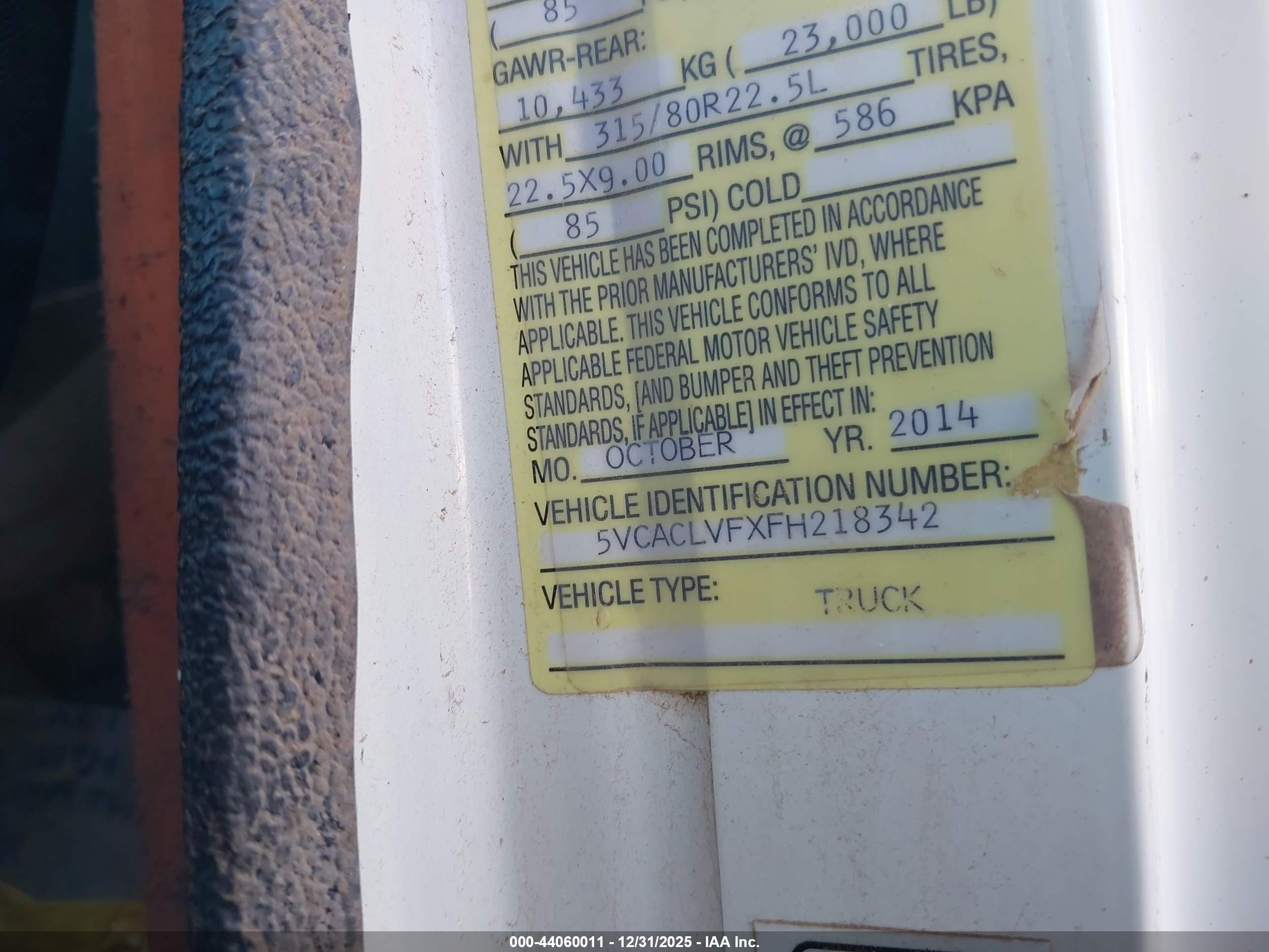 AUTOCAR LLC image 9