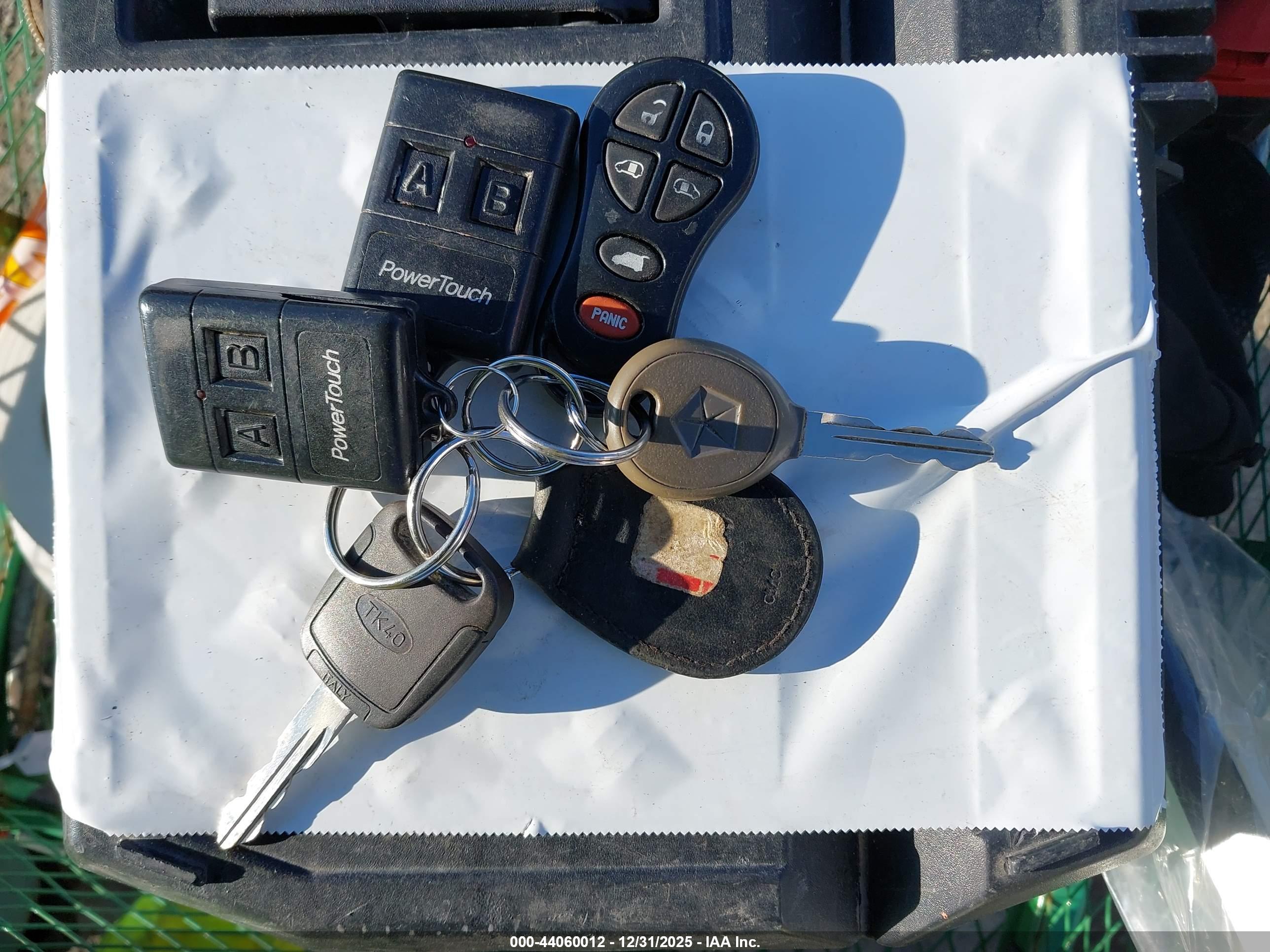 DODGE GRAND image 11