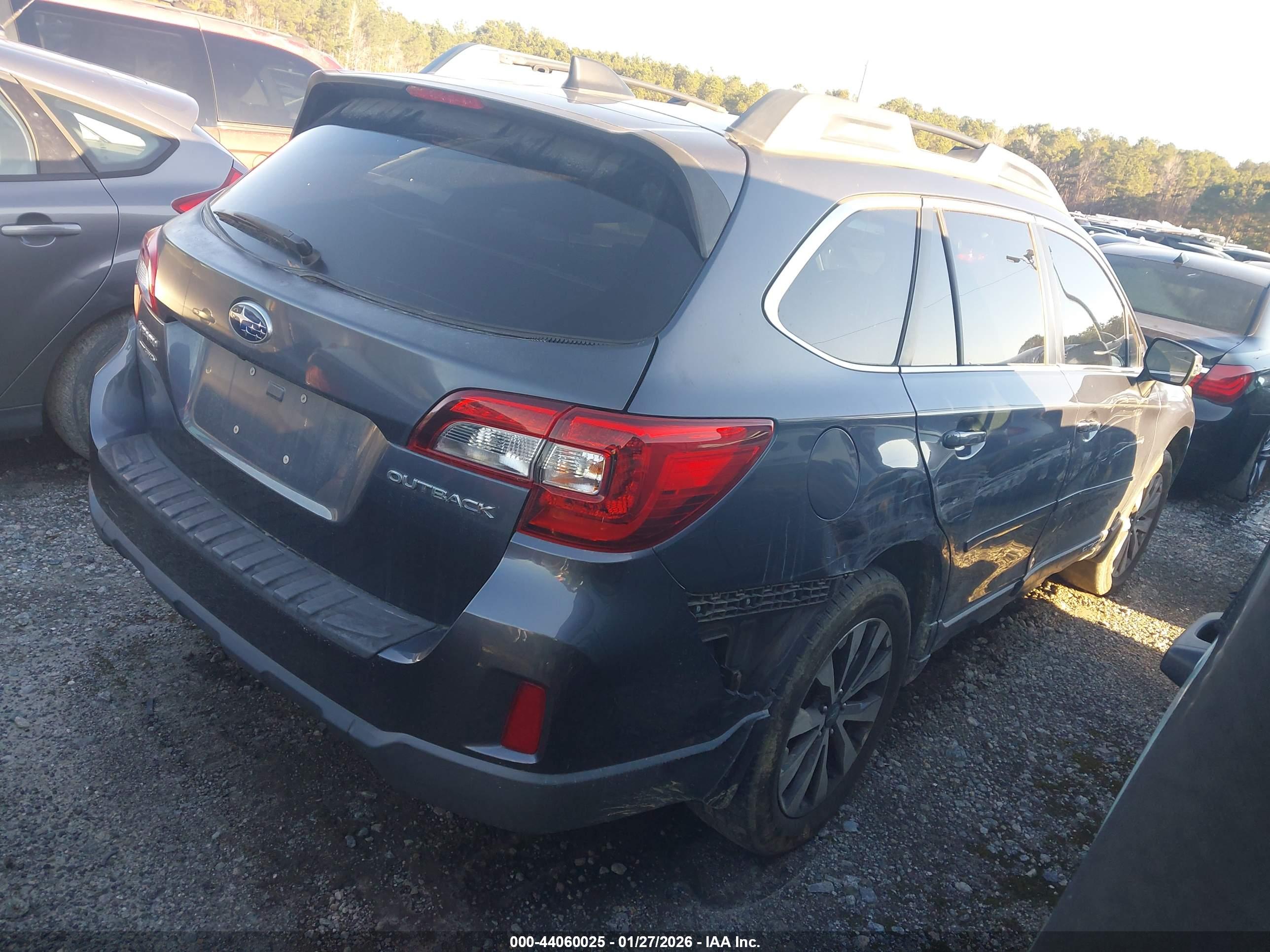 SUBARU OUTBACK image 4