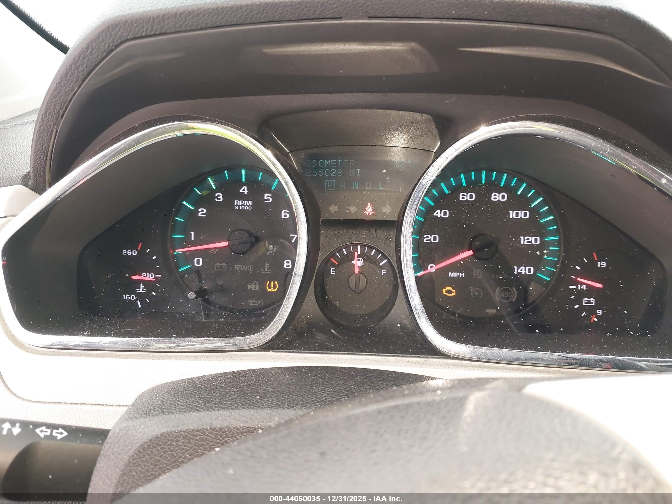 CHEVROLET TRAVERSE image 7