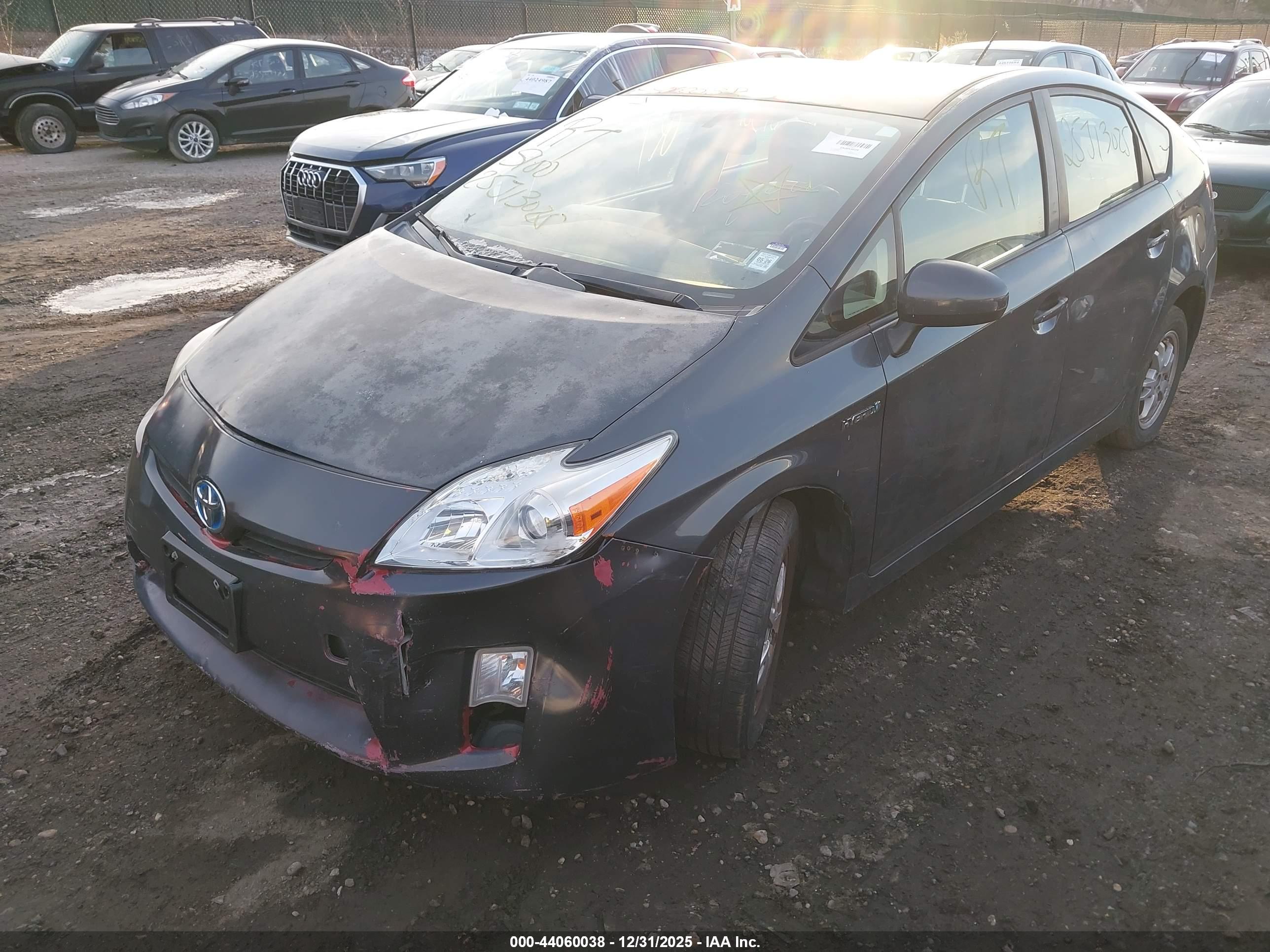 TOYOTA PRIUS image 2