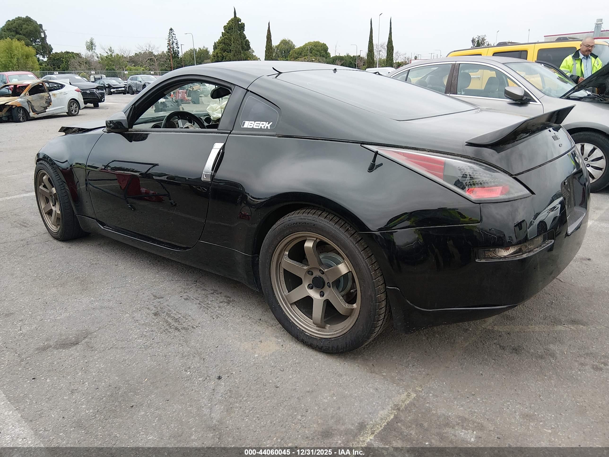 NISSAN 350Z image 3