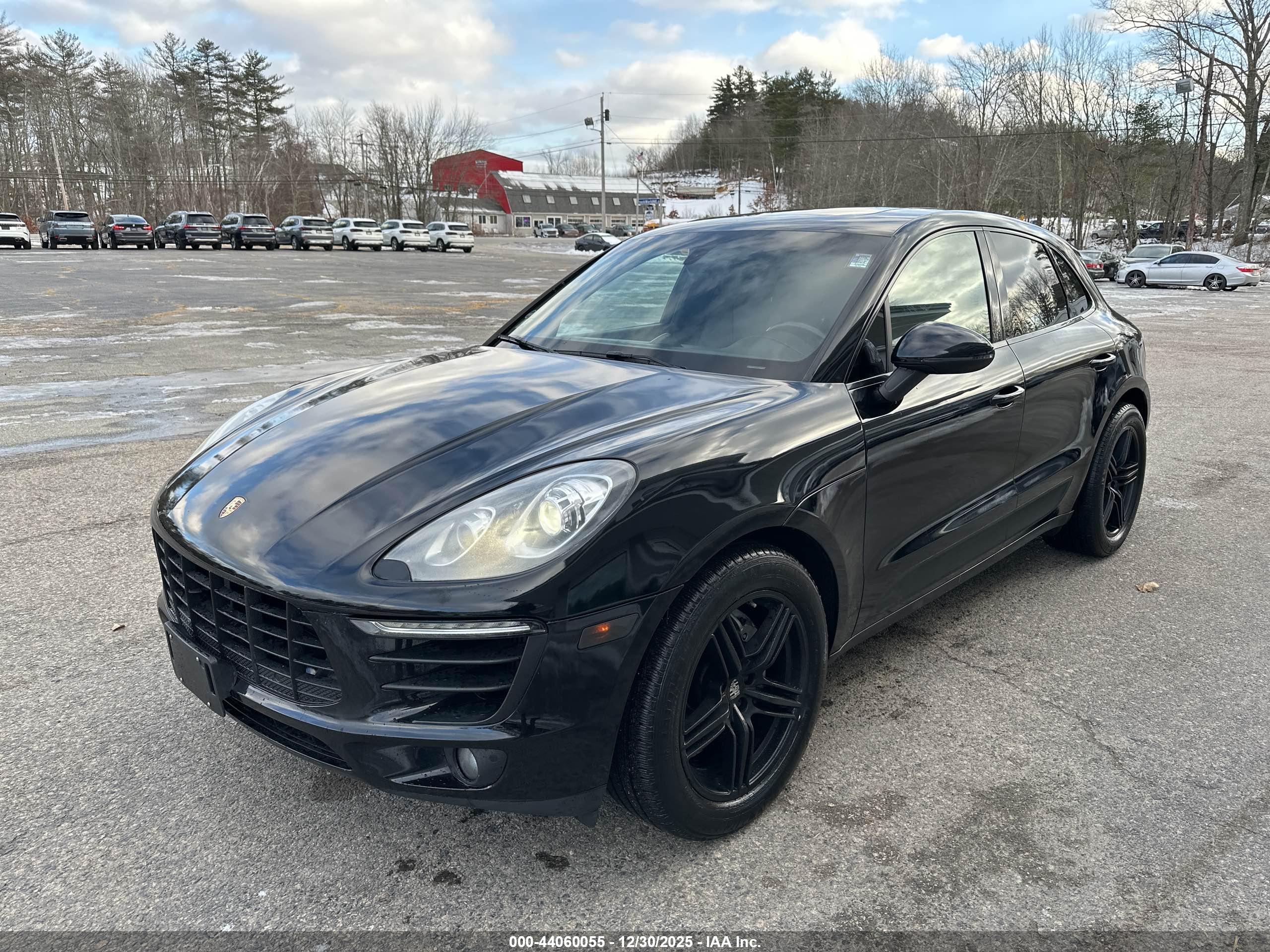 PORSCHE MACAN image 2