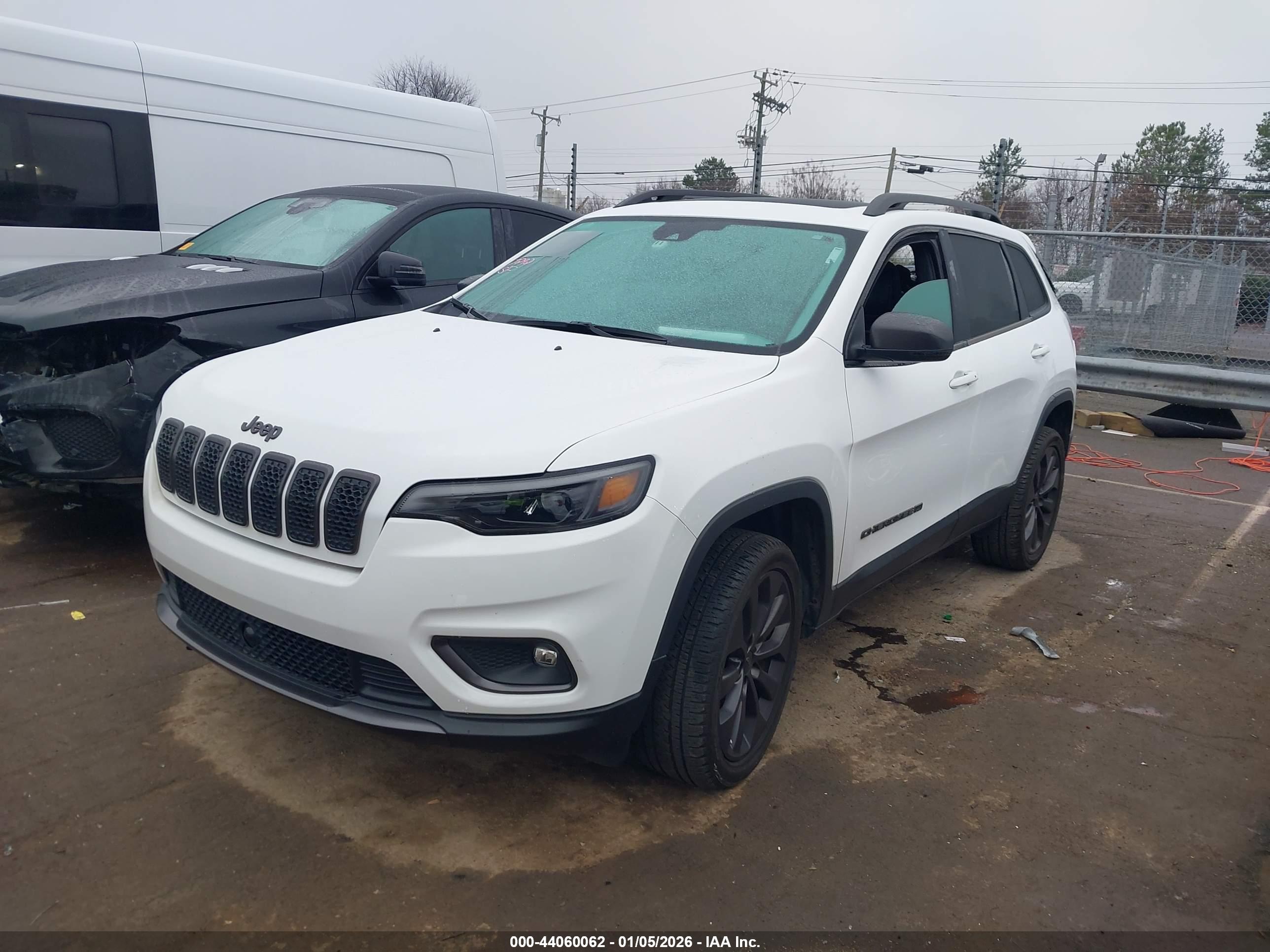 JEEP CHEROKEE image 2
