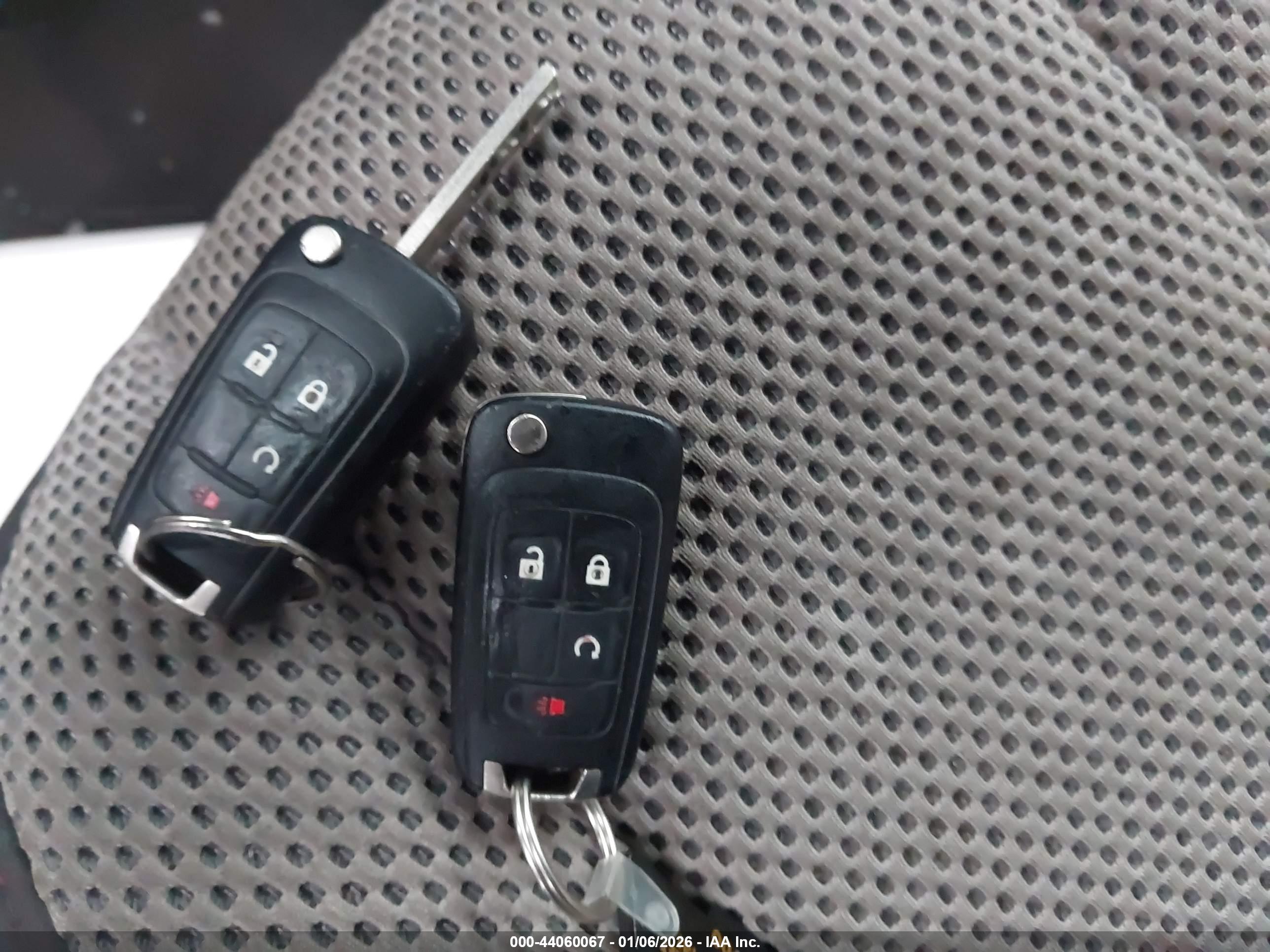 CHEVROLET EQUINOX image 11