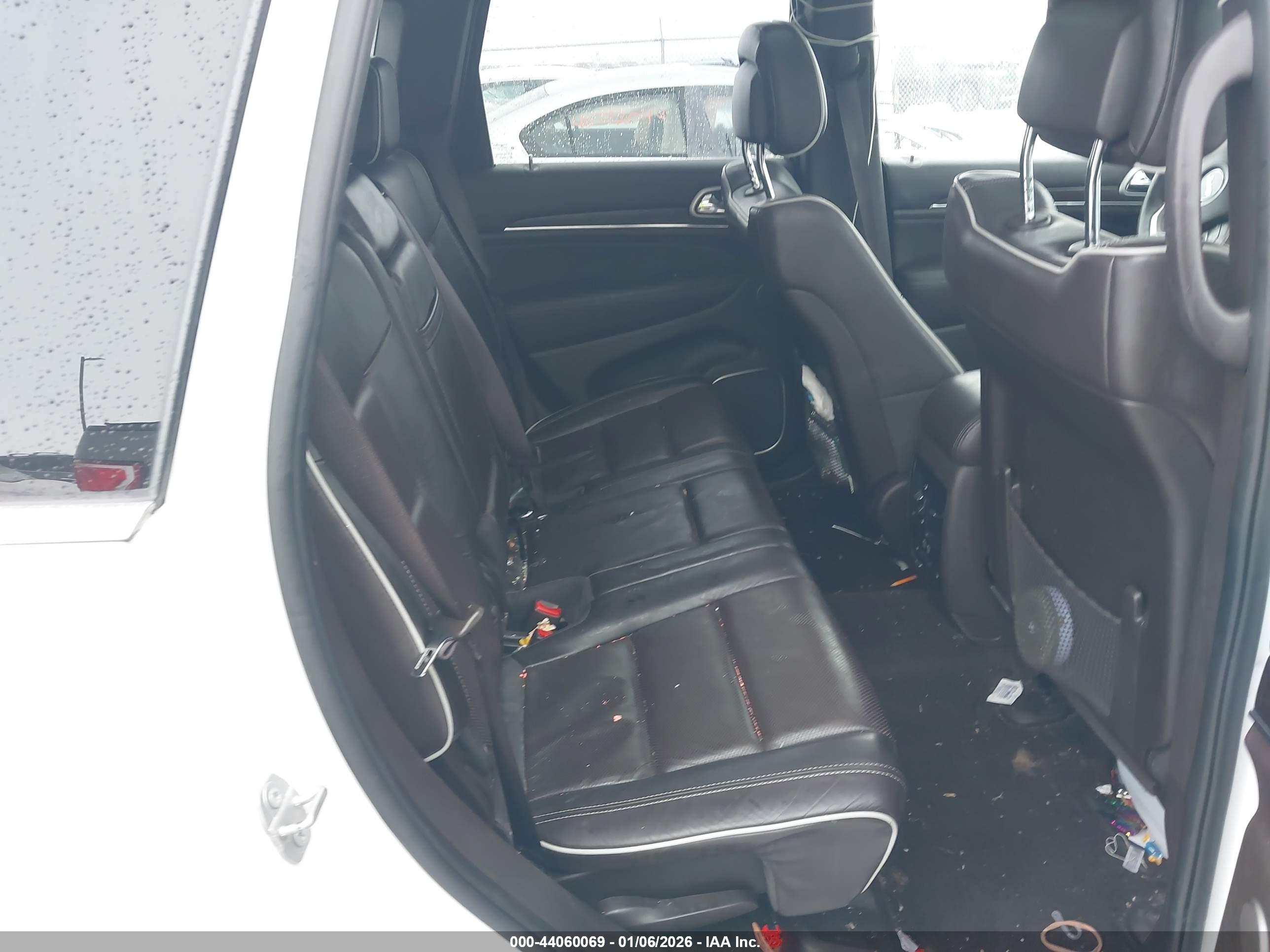 JEEP GRAND image 8