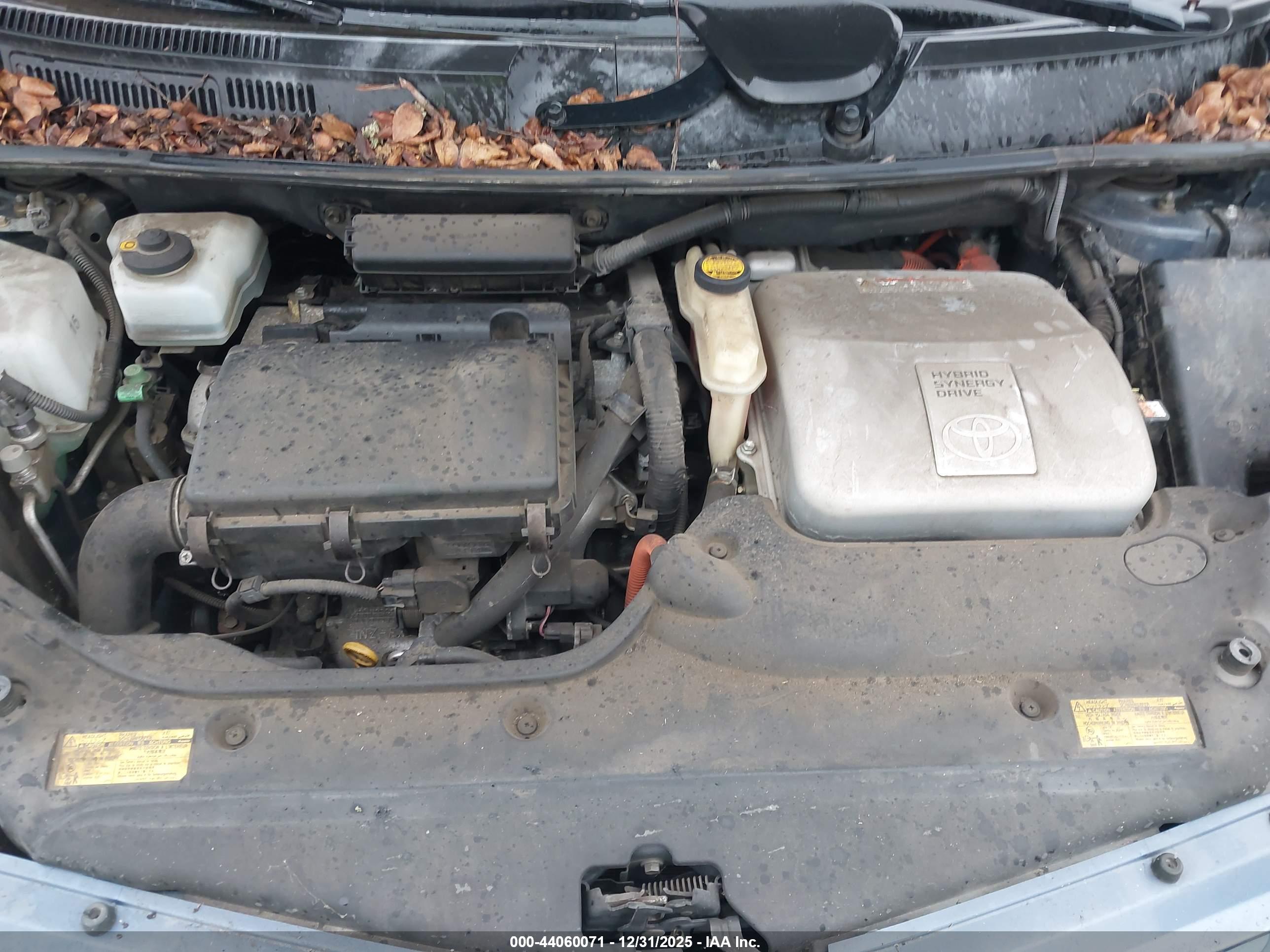 TOYOTA PRIUS image 10