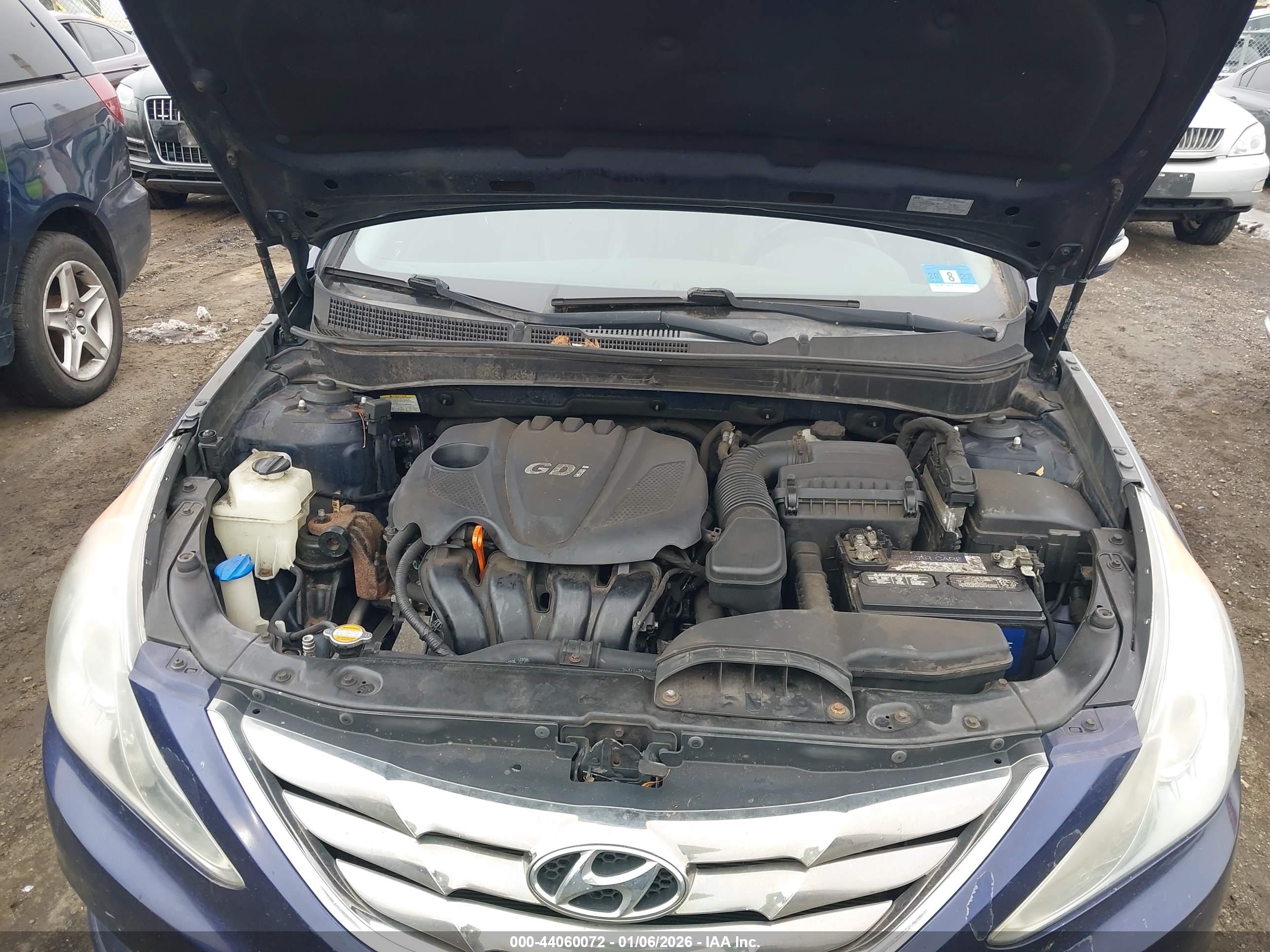HYUNDAI SONATA image 10
