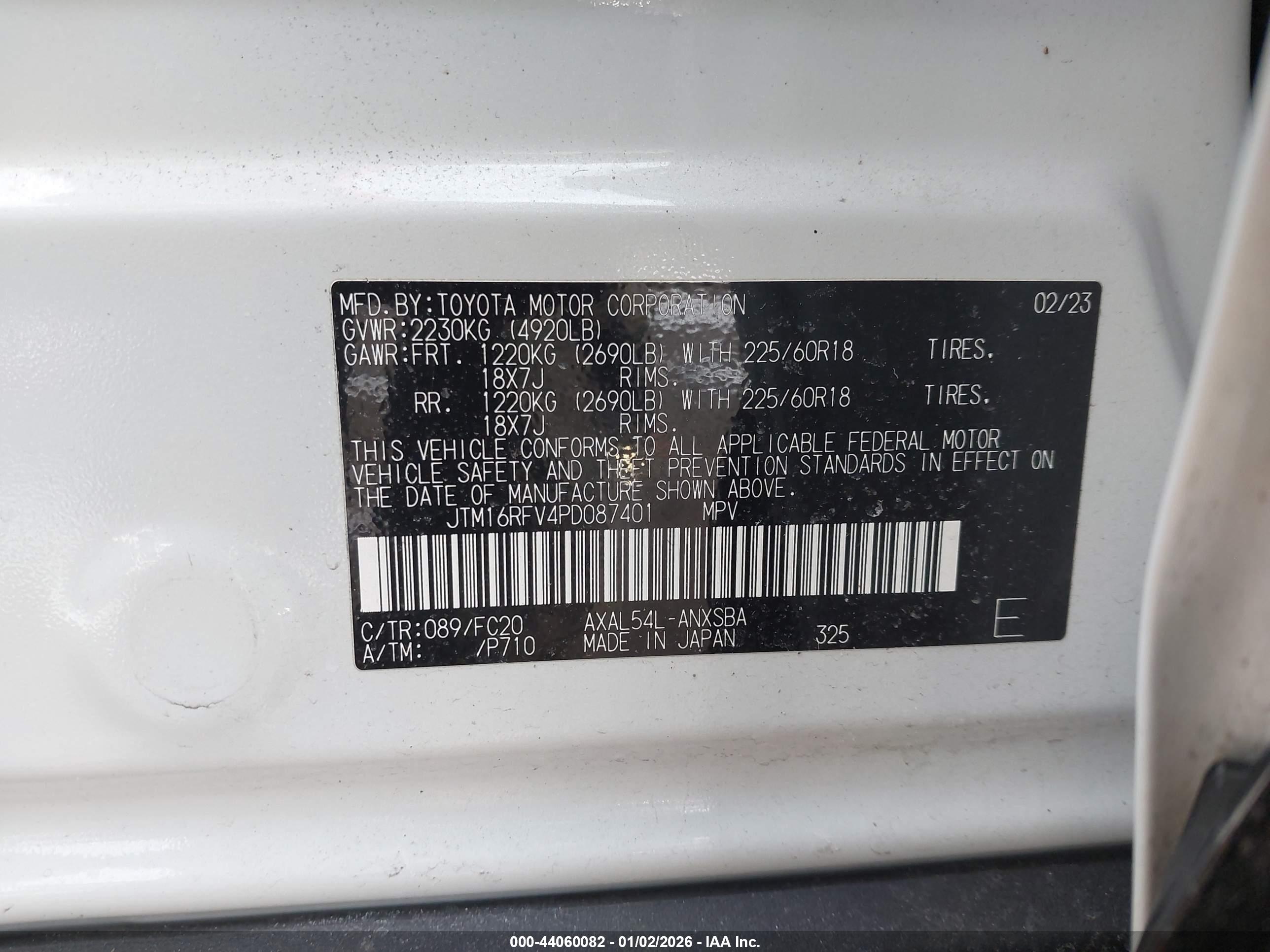 TOYOTA RAV4 image 9