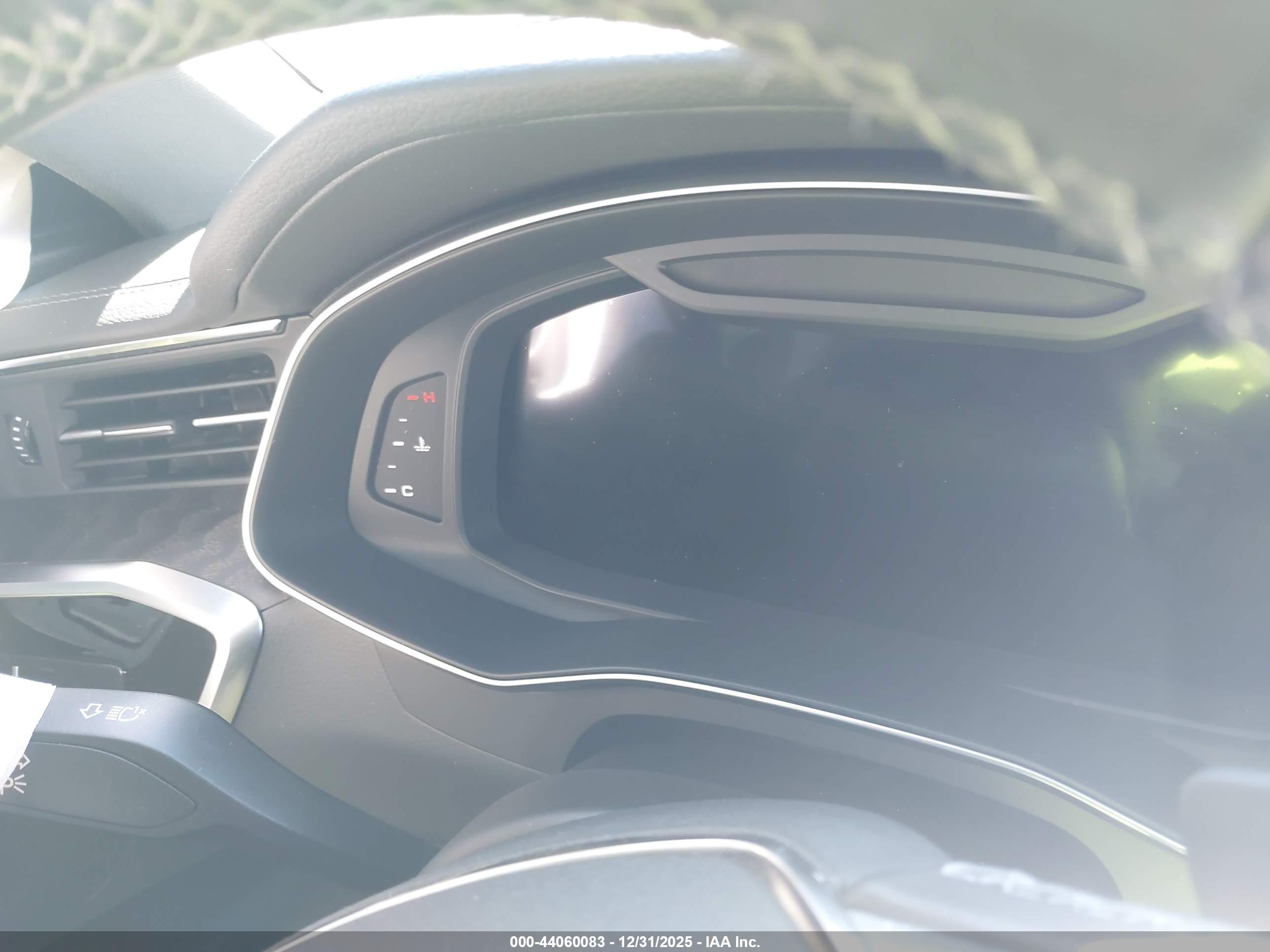 AUDI A6 image 7