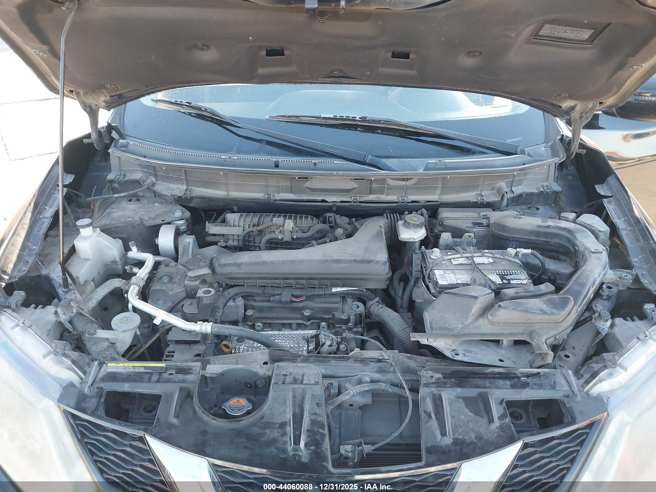 NISSAN ROGUE image 10