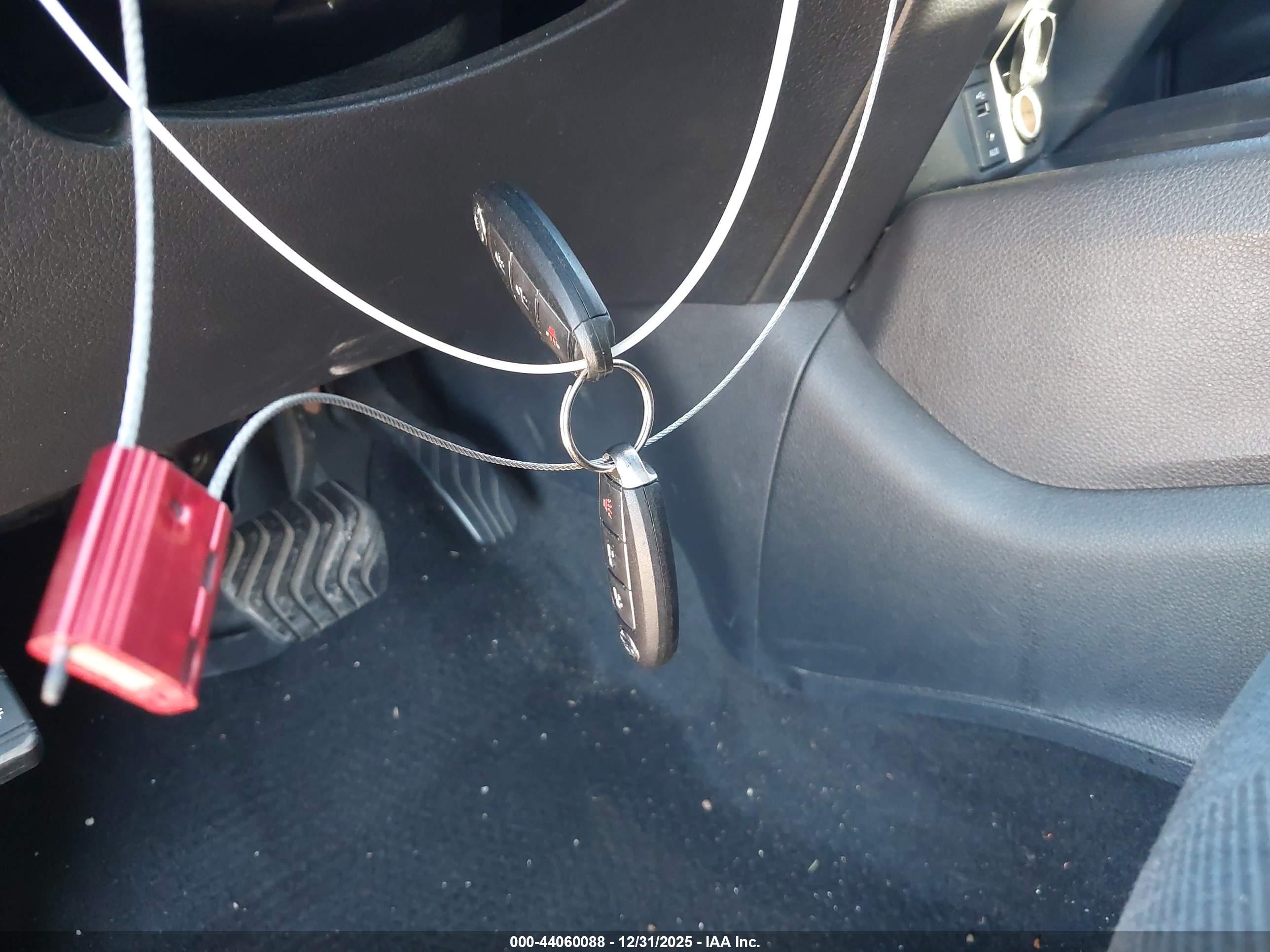 NISSAN ROGUE image 11