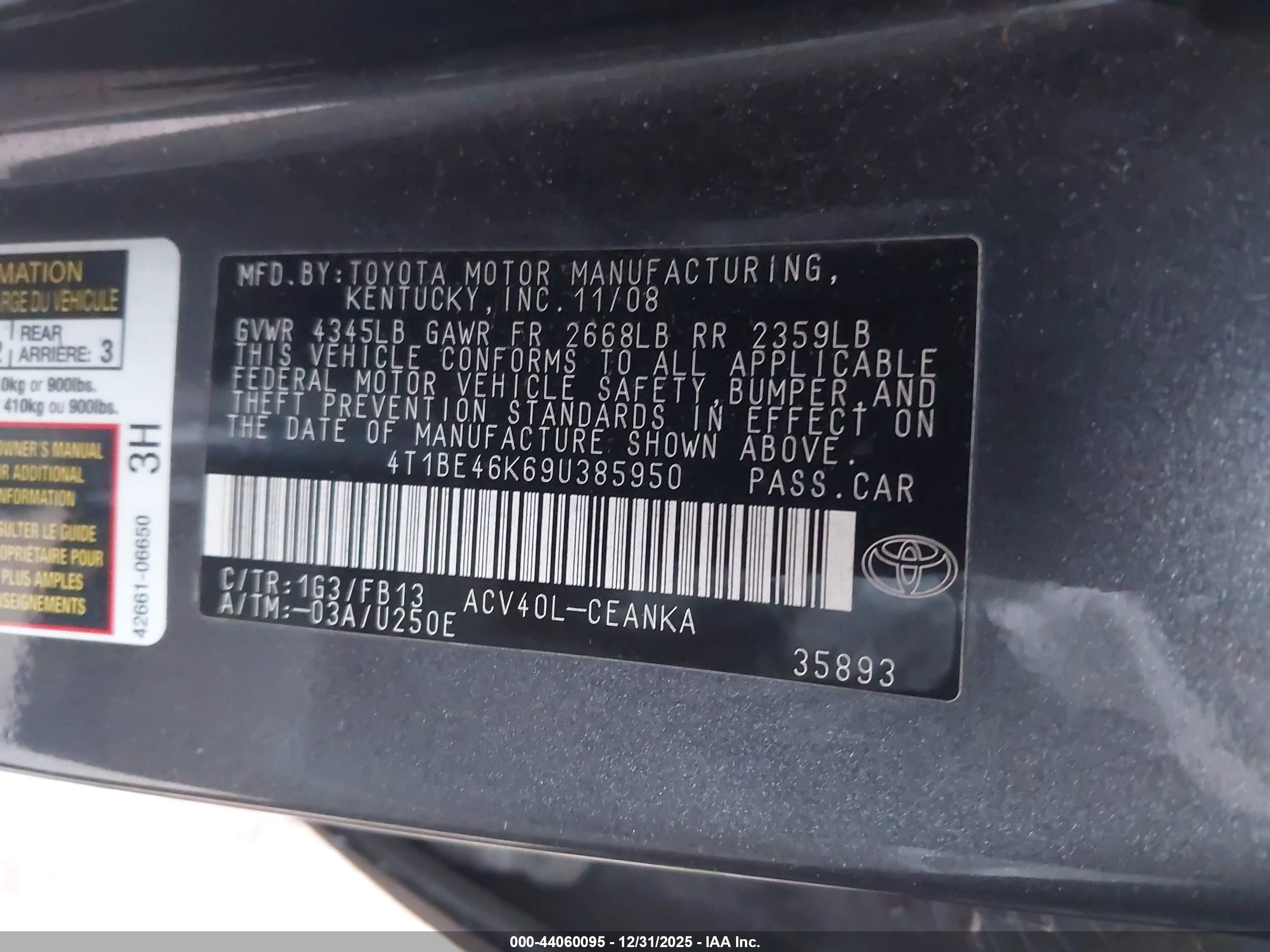 TOYOTA CAMRY image 9