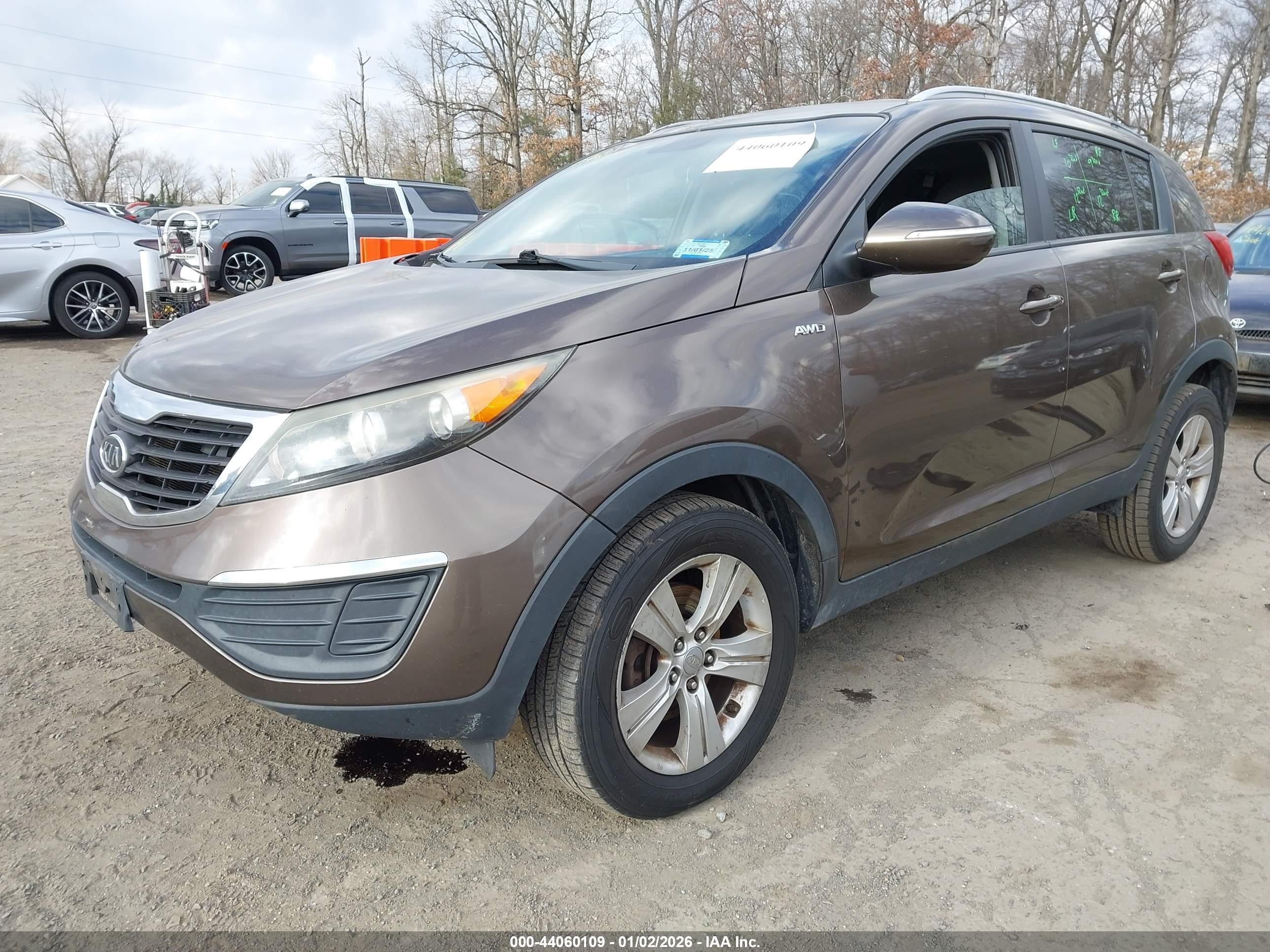 KIA SPORTAGE image 2