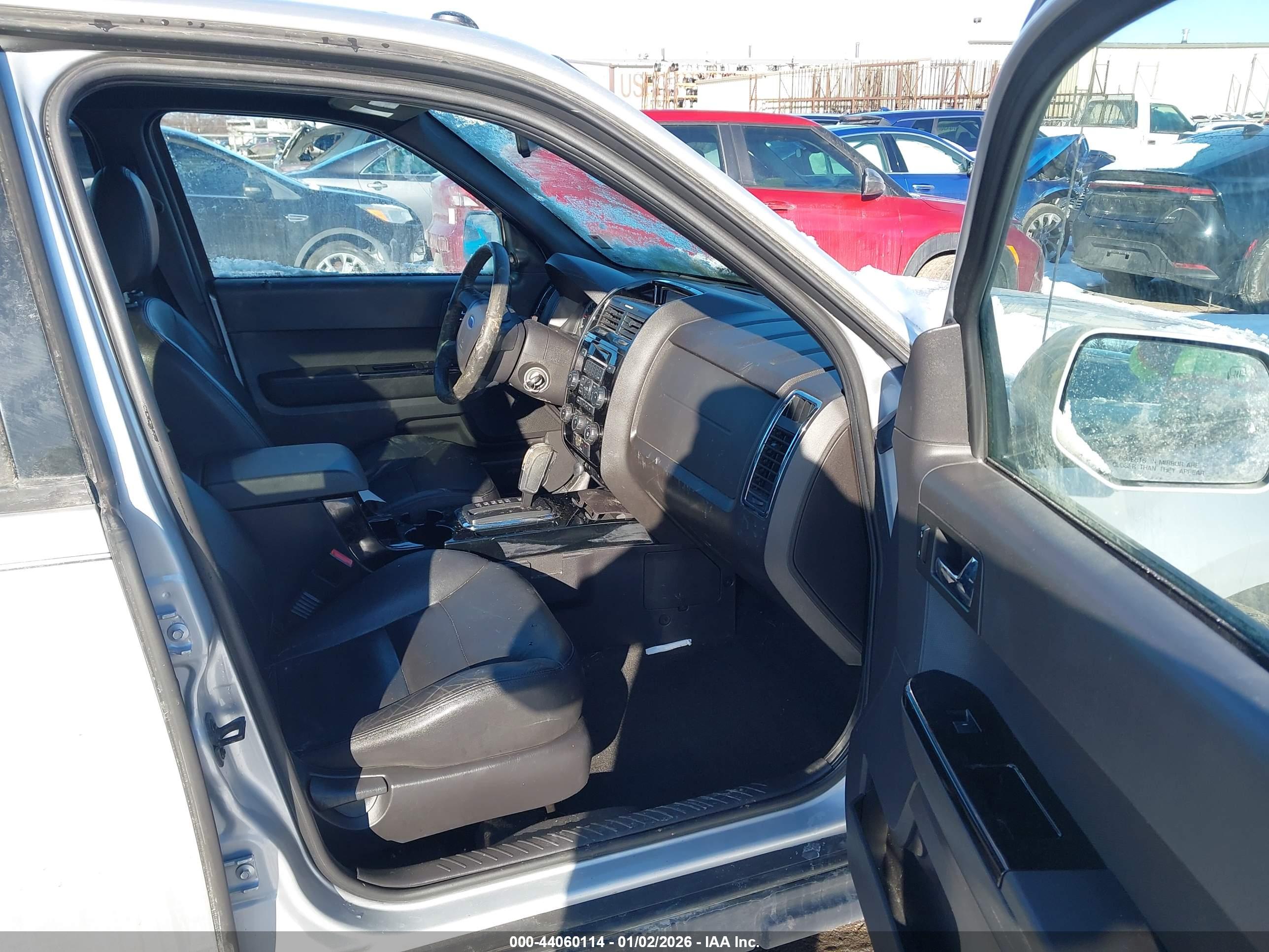FORD ESCAPE image 5