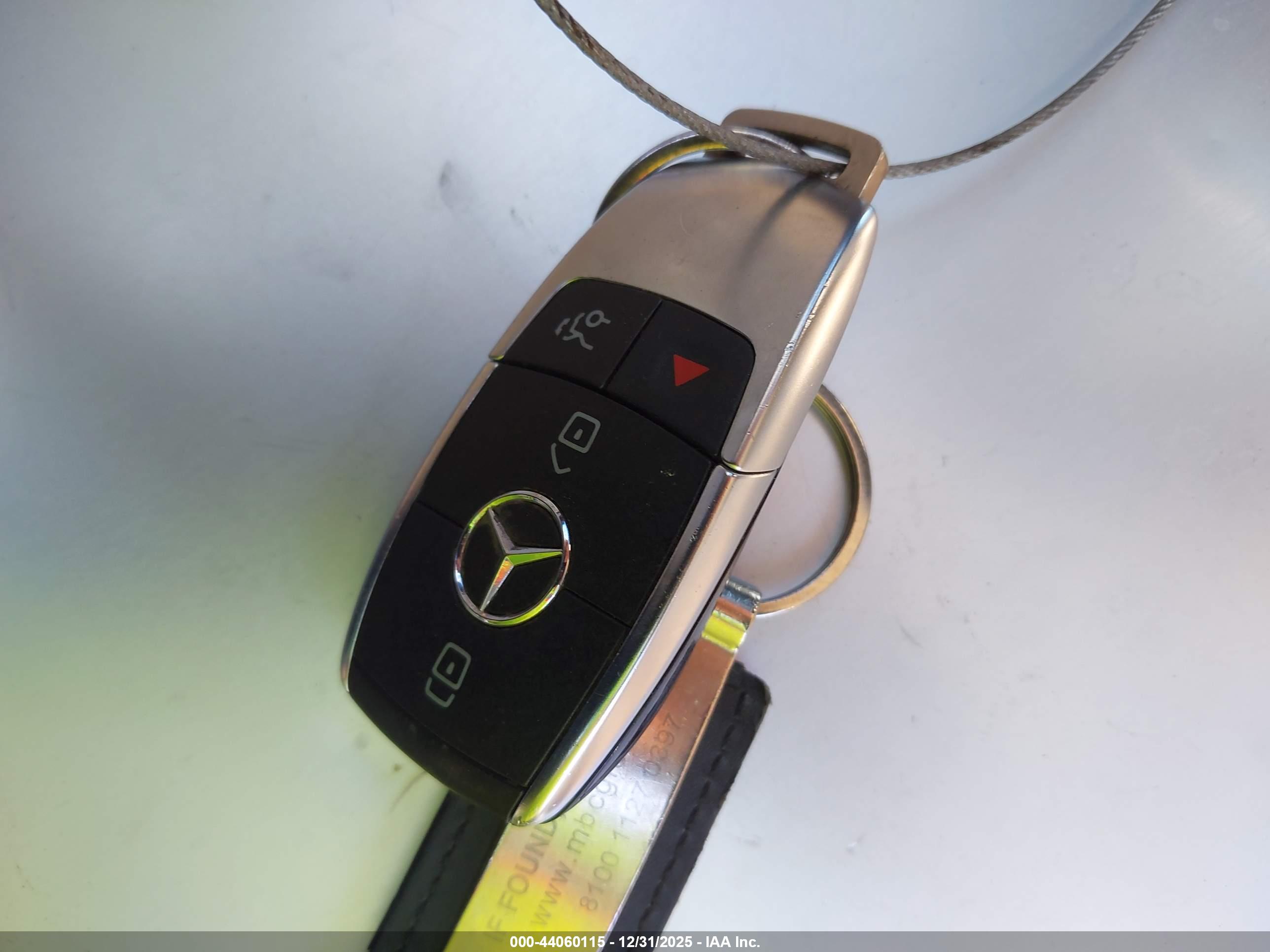 MERCEDES-BENZ GLE image 11