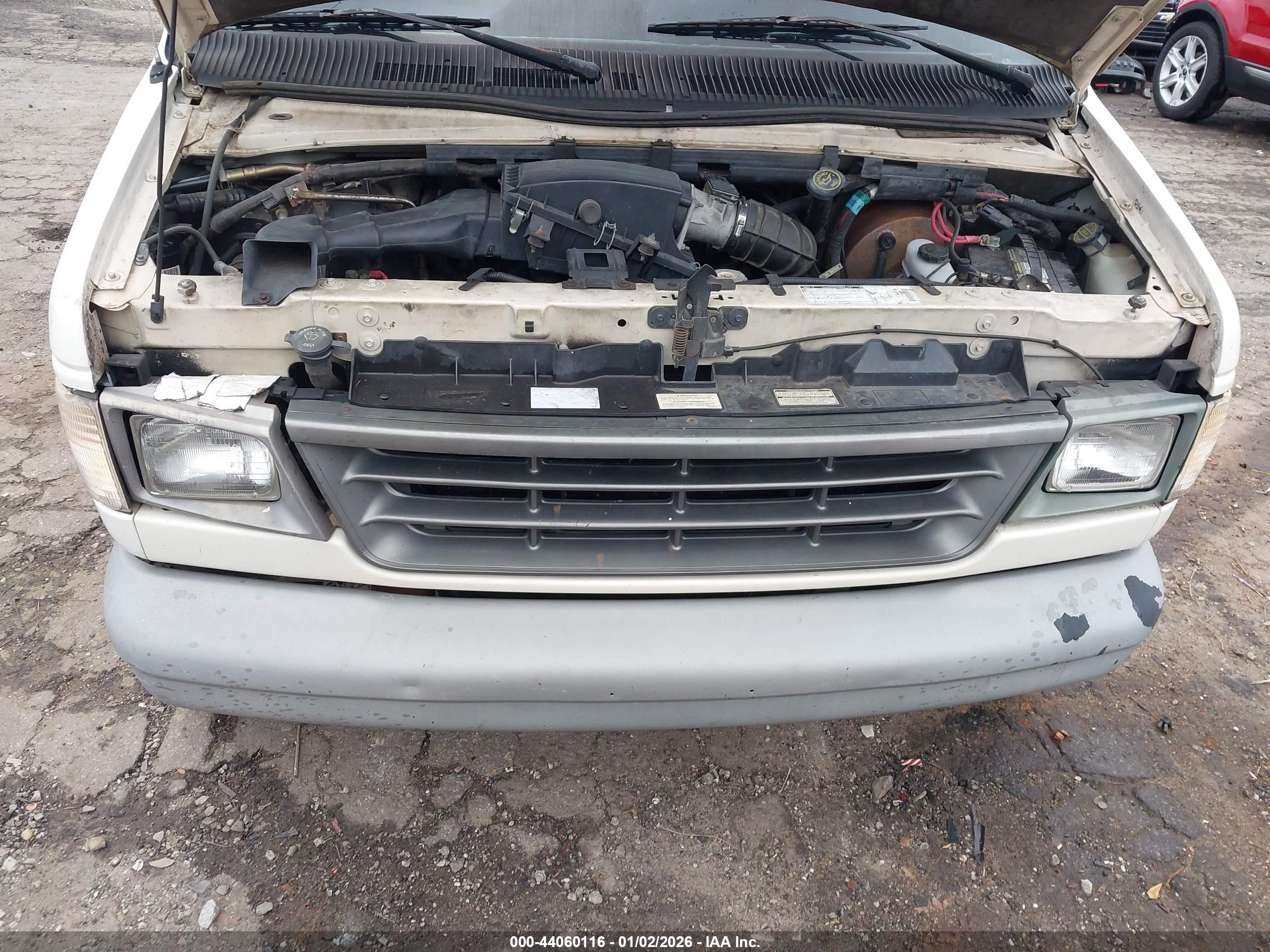 FORD ECONOLINE image 10