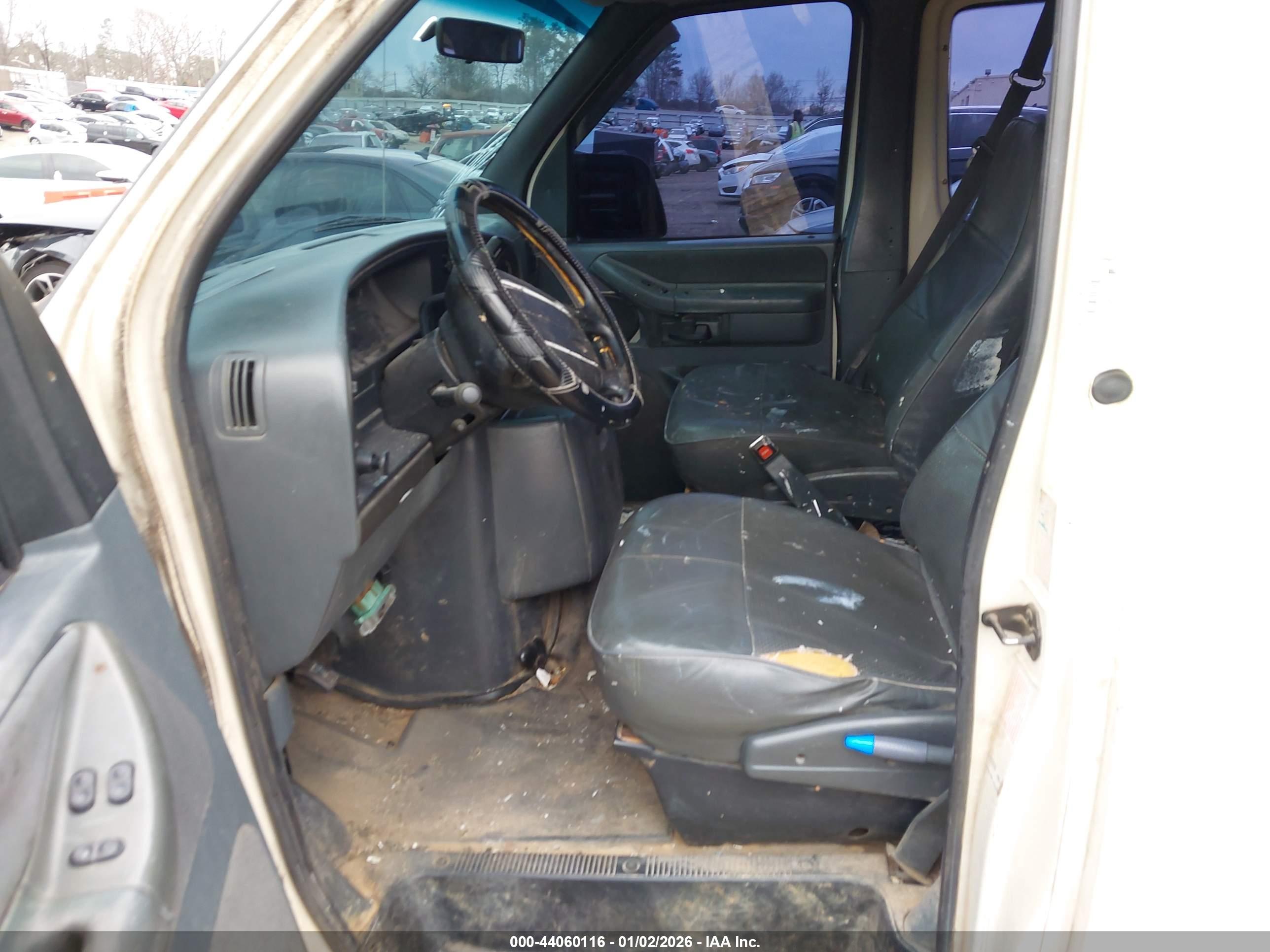 FORD ECONOLINE image 8