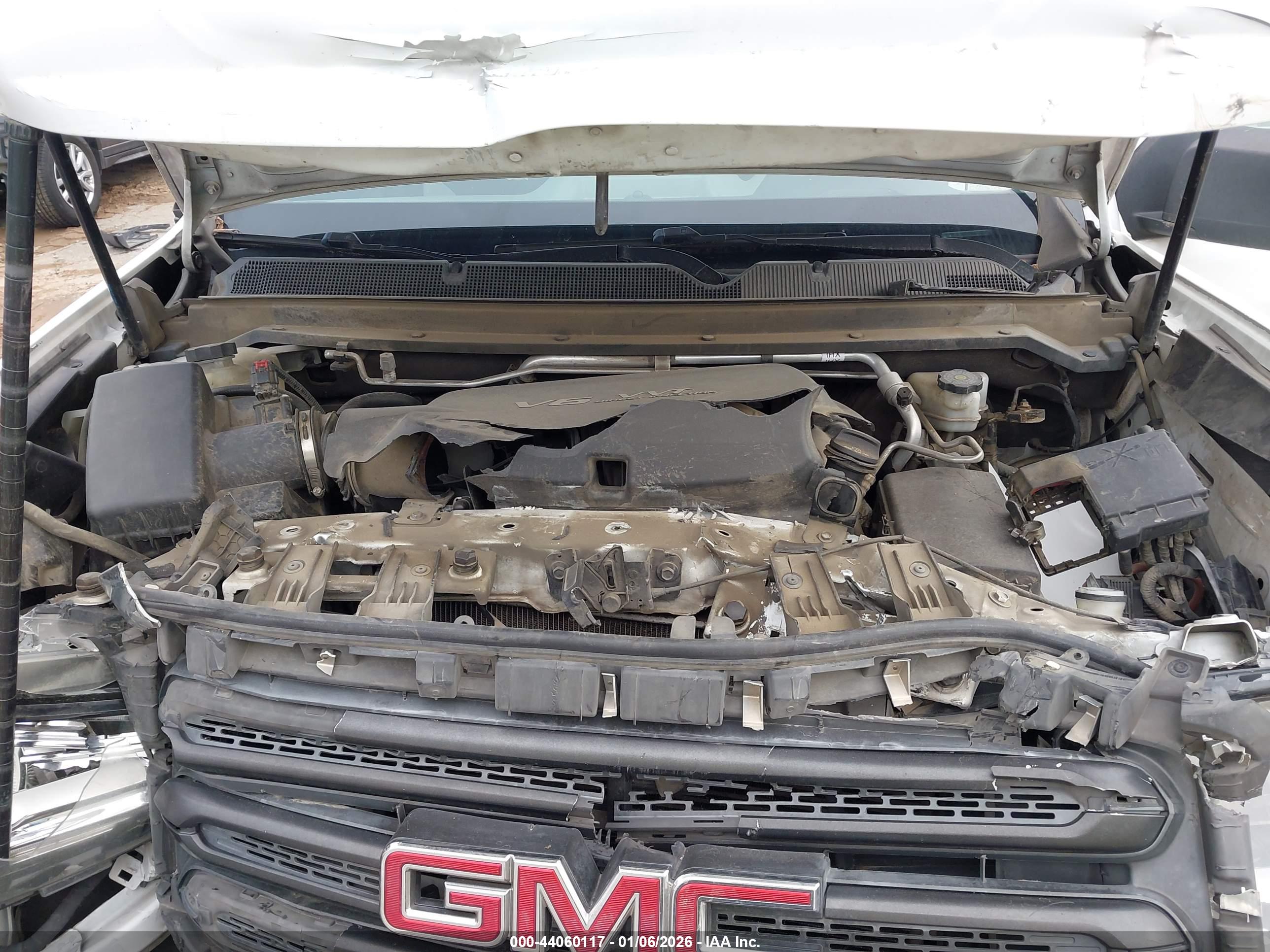 GMC CANYON image 10