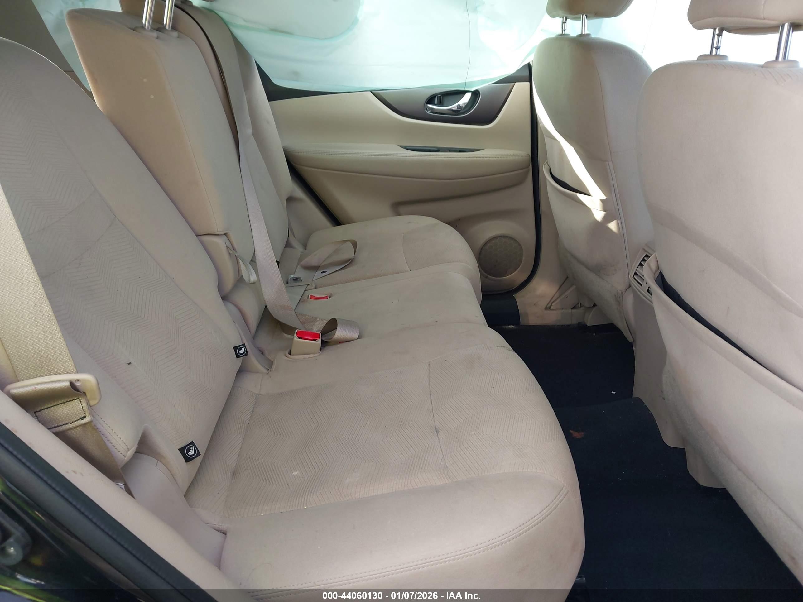 NISSAN ROGUE image 8