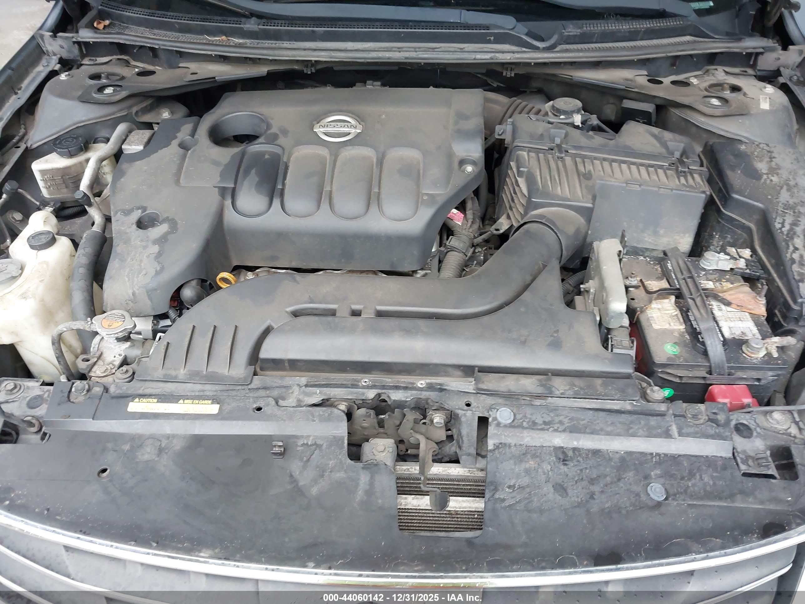 NISSAN ALTIMA image 10