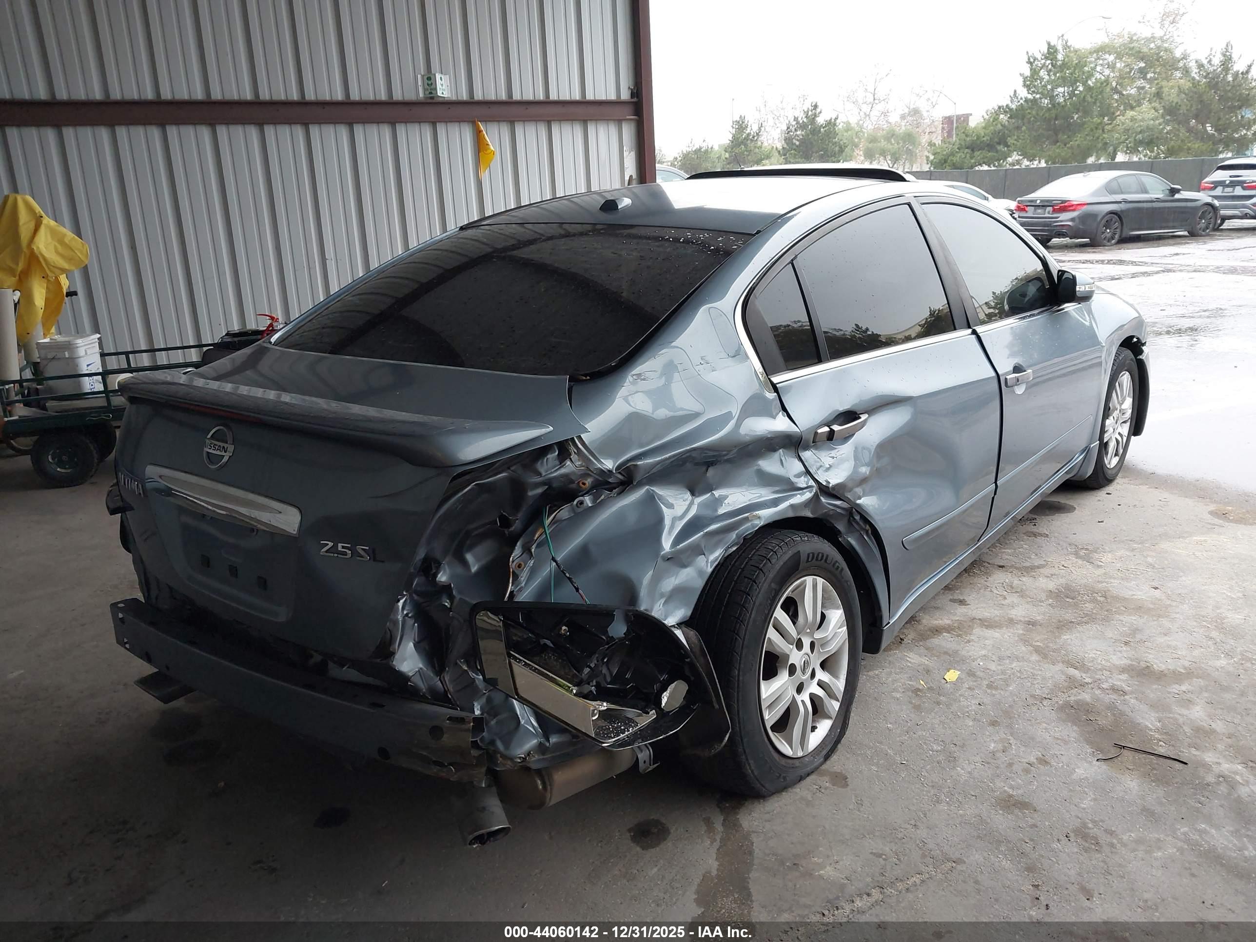 NISSAN ALTIMA image 6