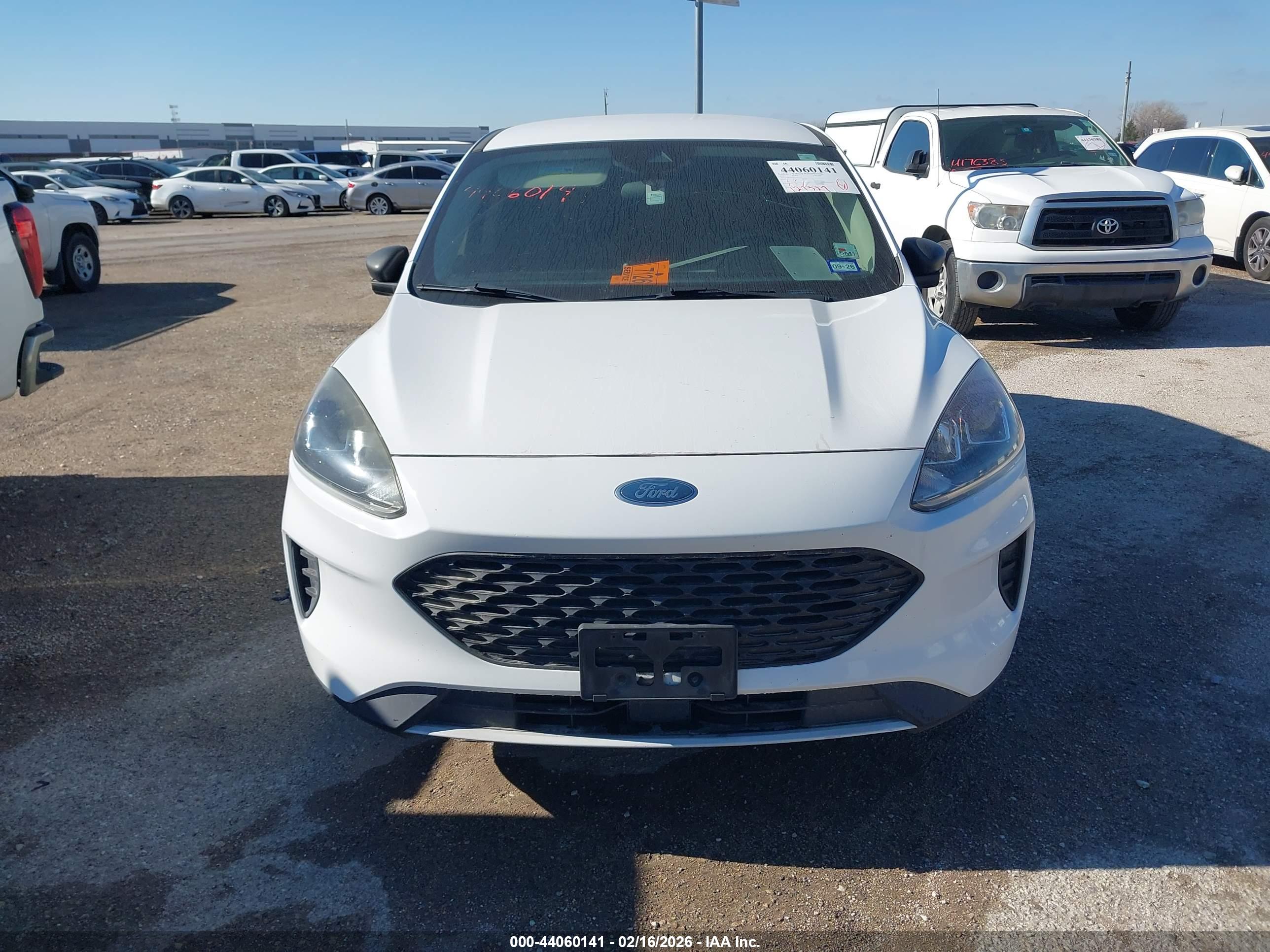 FORD ESCAPE image 6