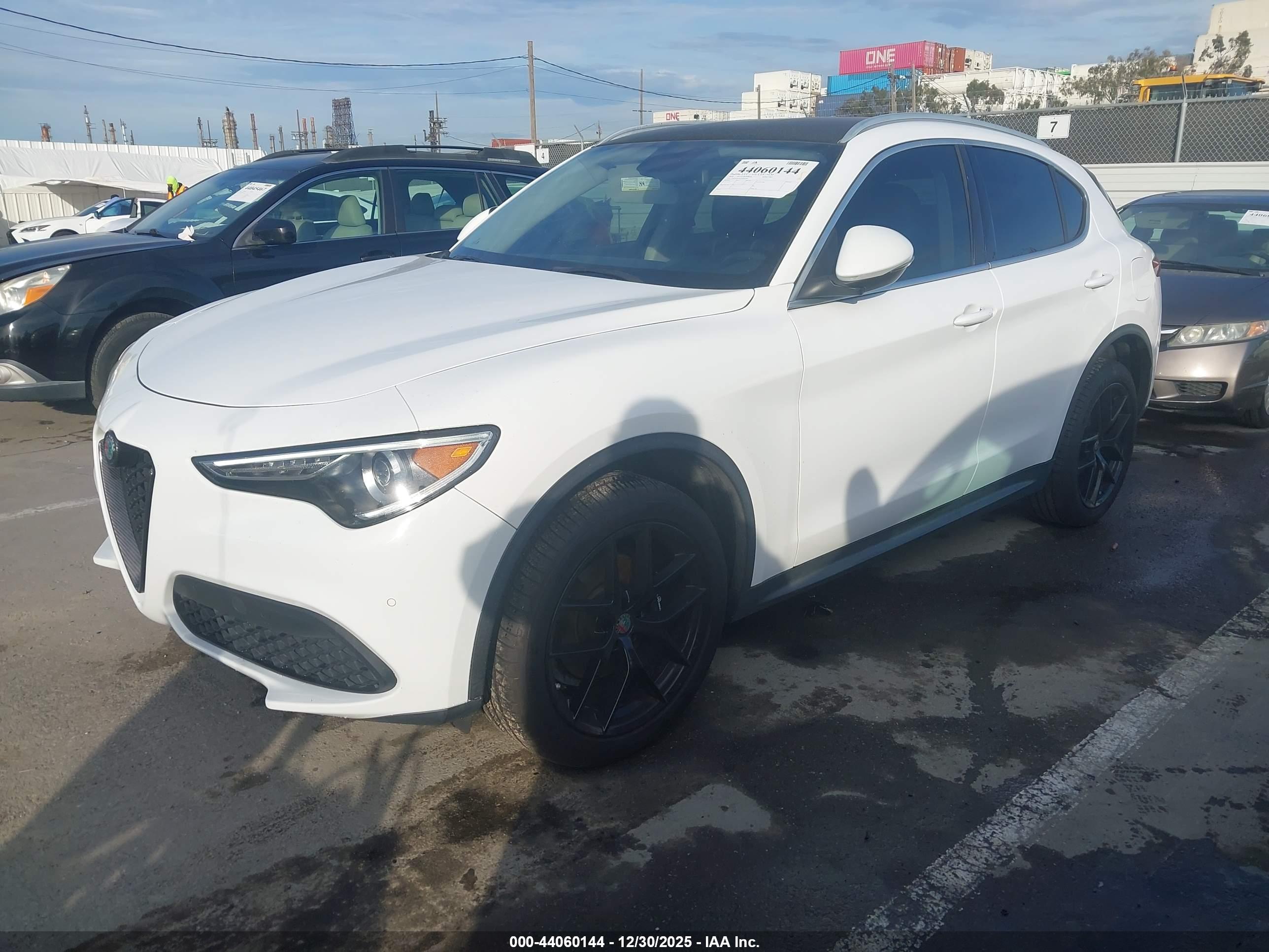 ALFA ROMEO image 2