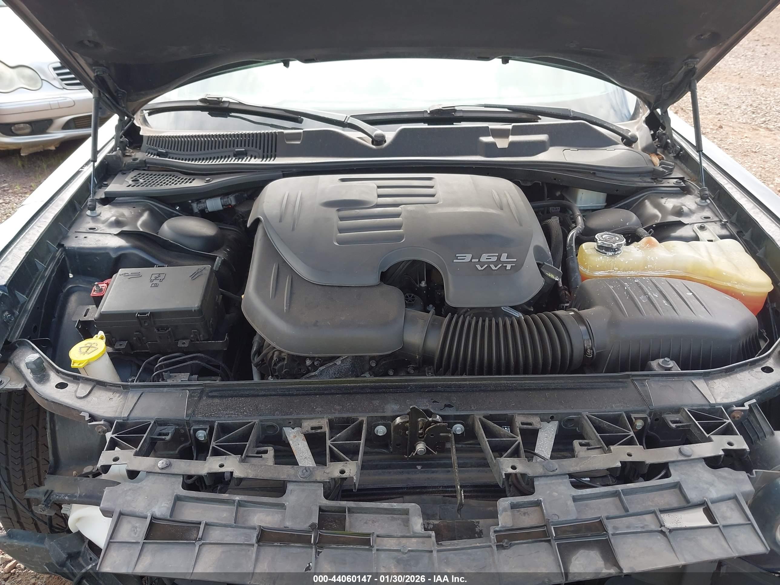 DODGE CHALLENGER image 10